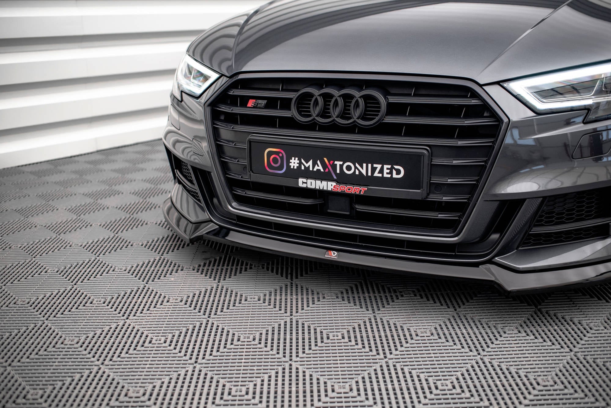 Maxton Design Splitter delantero V.3 para Audi S3 / A3 S-Line Sportback 8V Facelift - imagen 3