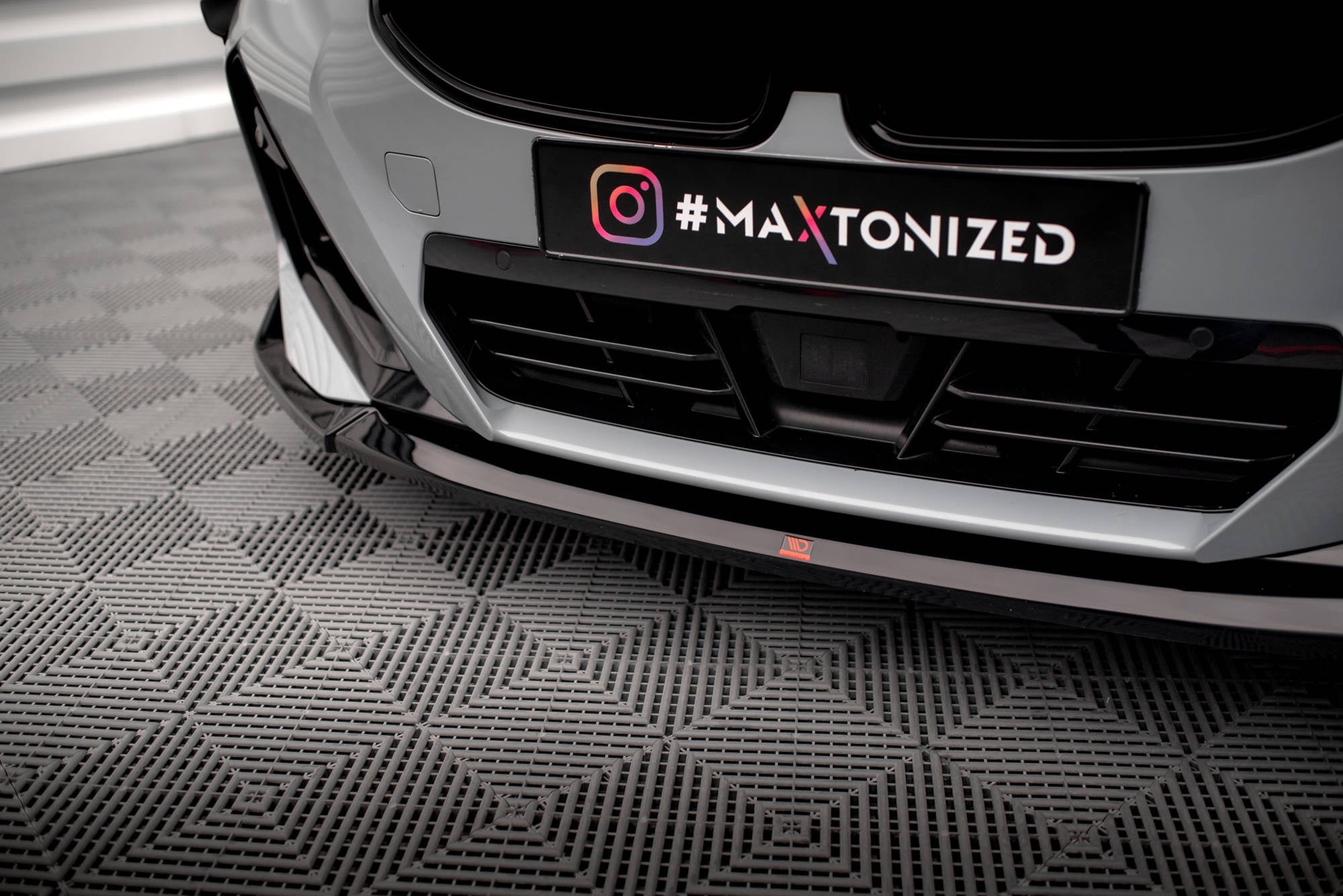 Maxton Design Splitter delantero V.3 para BMW 2 Coupe M-Pack / M240i G42 - imagen 3
