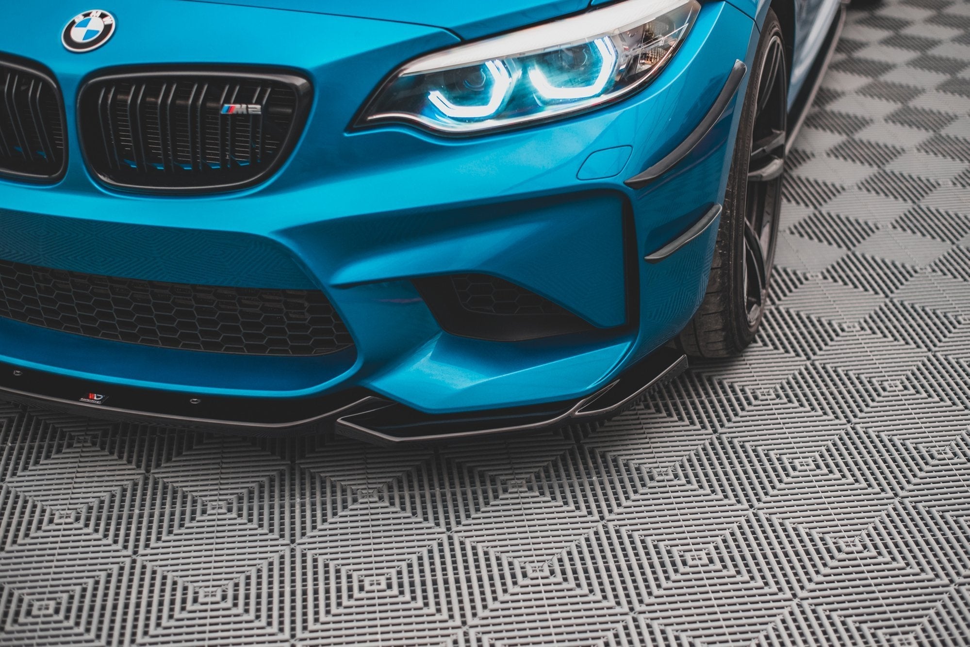 Maxton Design Splitter delantero V.3 para BMW M2 F87 - imagen 2