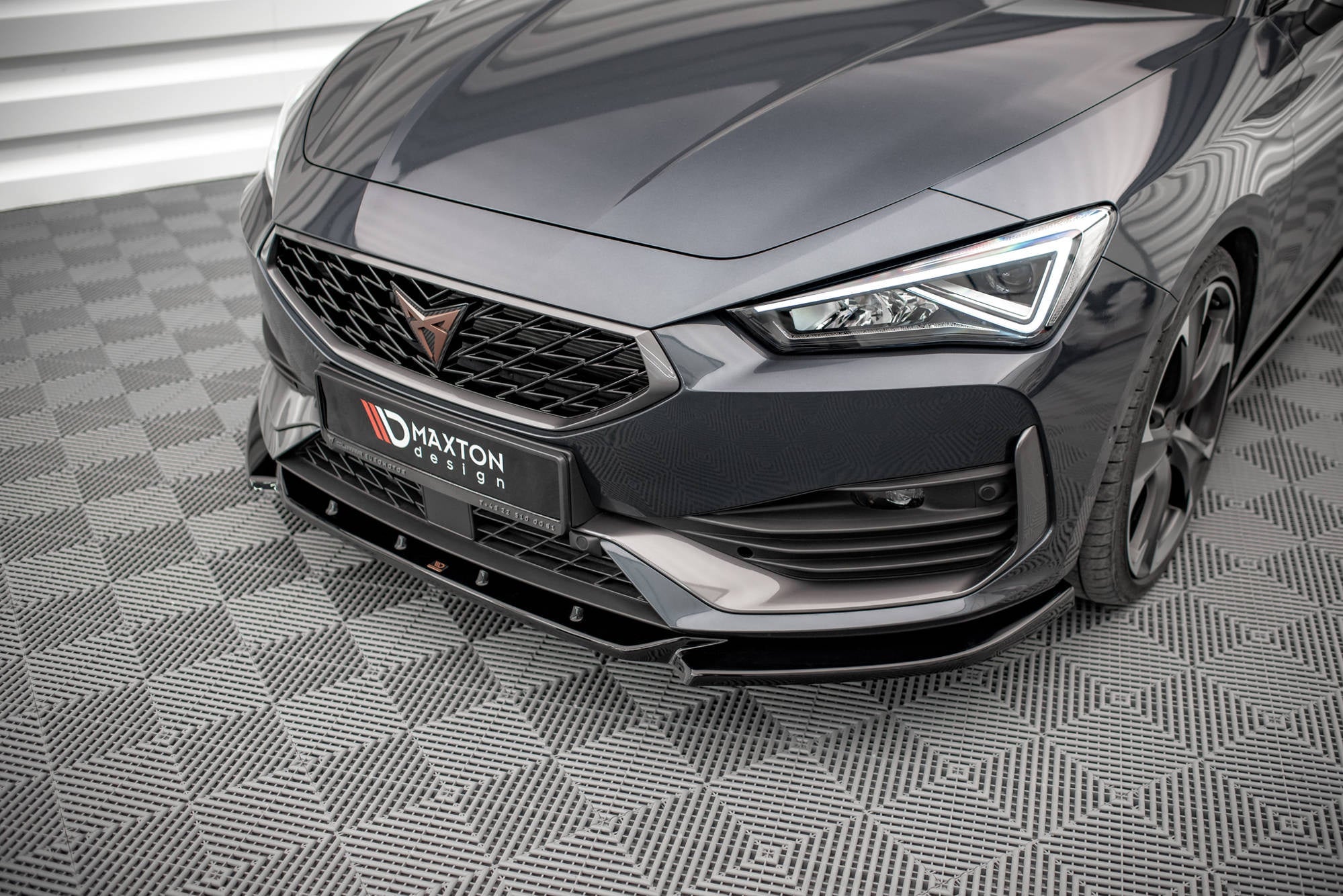 Maxton Design Splitter delantero V.3 para Cupra Leon Mk1 - imagen 1