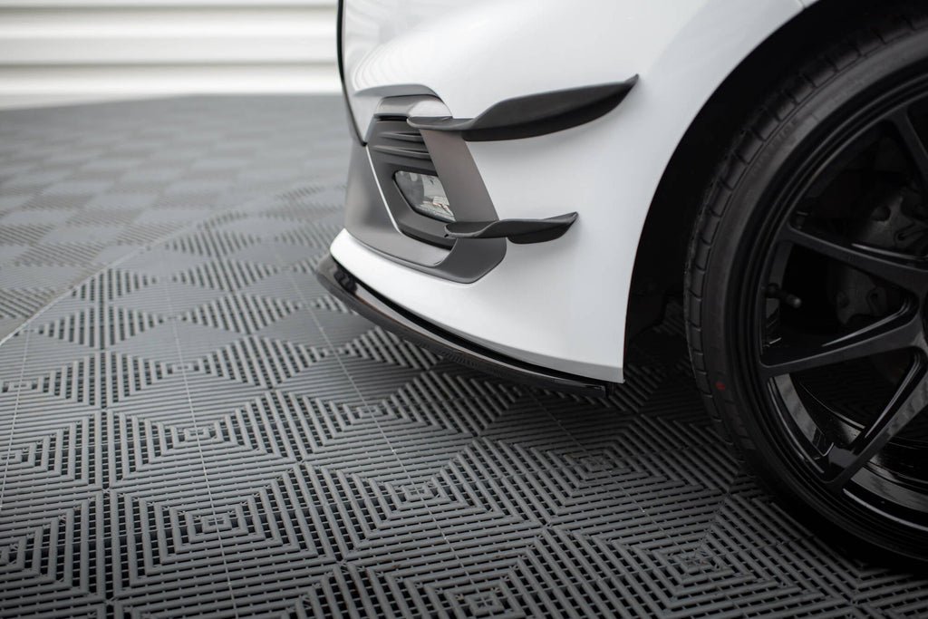 Maxton Design Splitter delantero V.3 para Ford Fiesta Mk8 ST / ST-Line - imagen 5