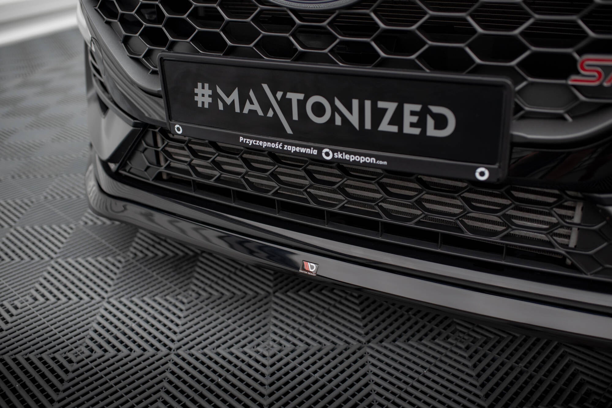 Maxton Design Splitter delantero V.3 para Ford Fiesta ST / ST-line Mk8 Facelift - imagen 3