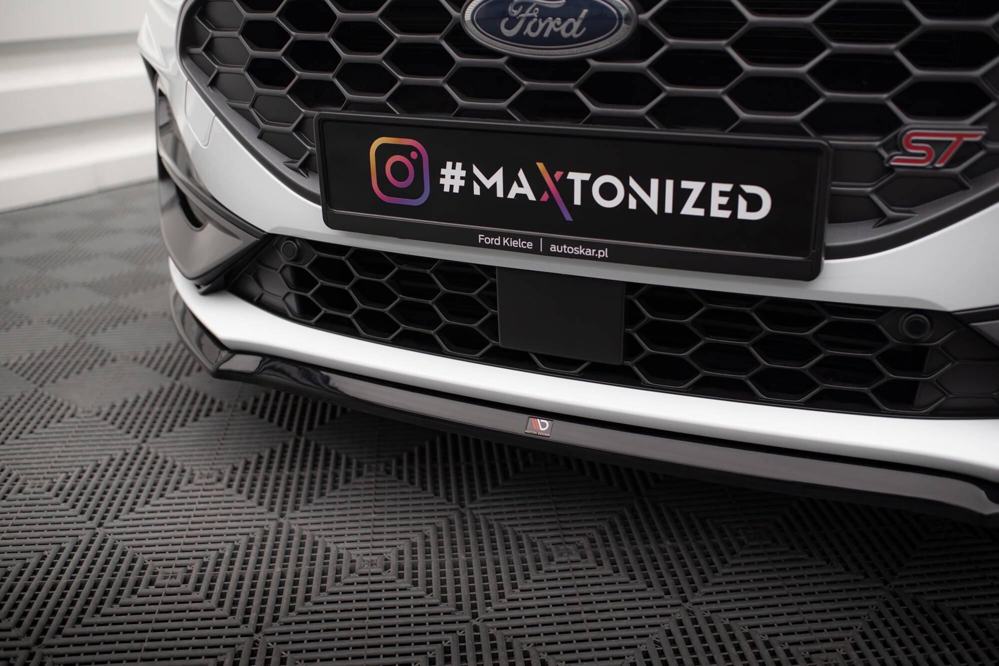 Maxton Design Splitter delantero V.3 para Ford Focus ST / ST-Line Mk4 Facelift - imagen 3