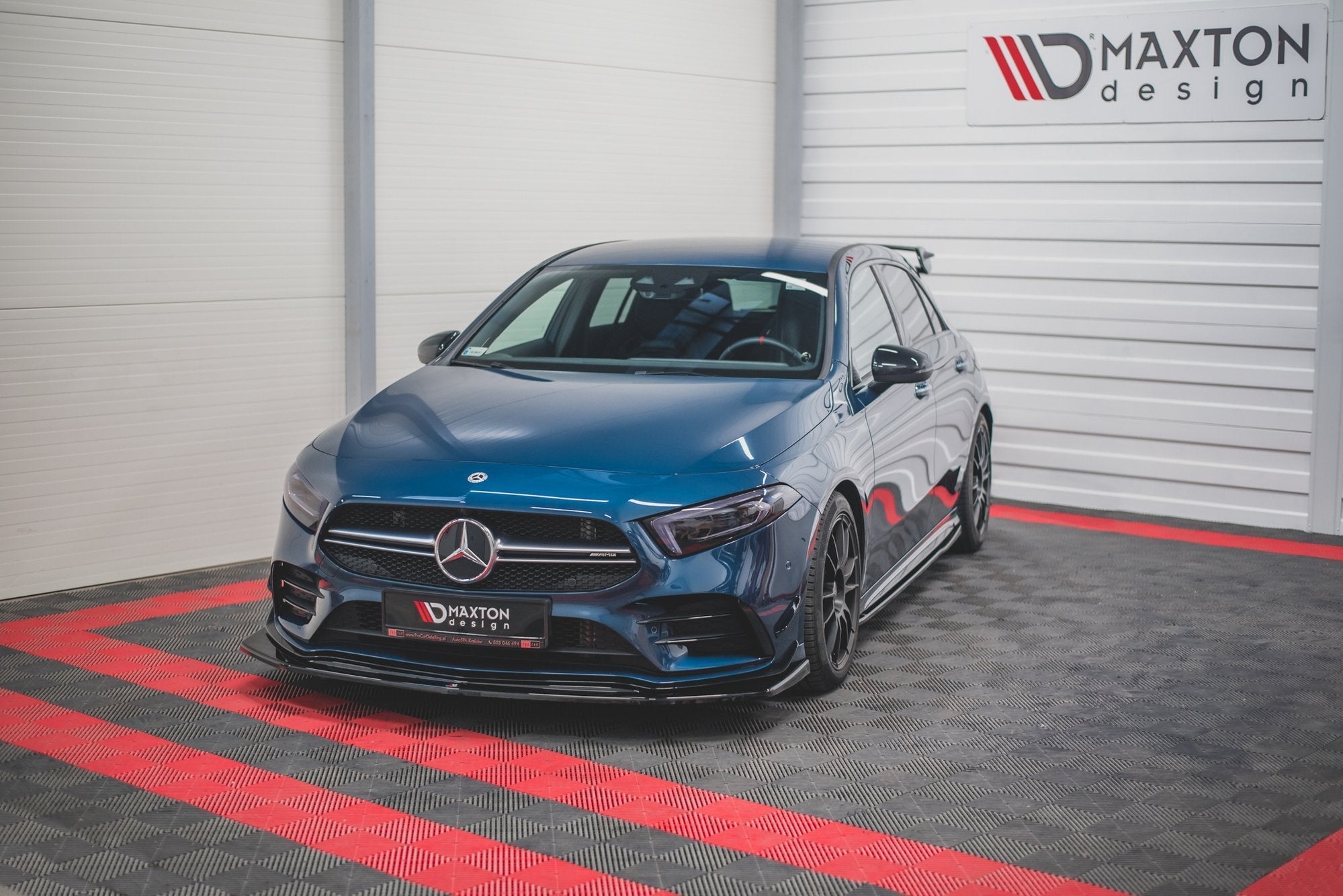 Maxton Design Splitter delantero V.3 para Mercedes A35 AMG Aero W177 - imagen 2