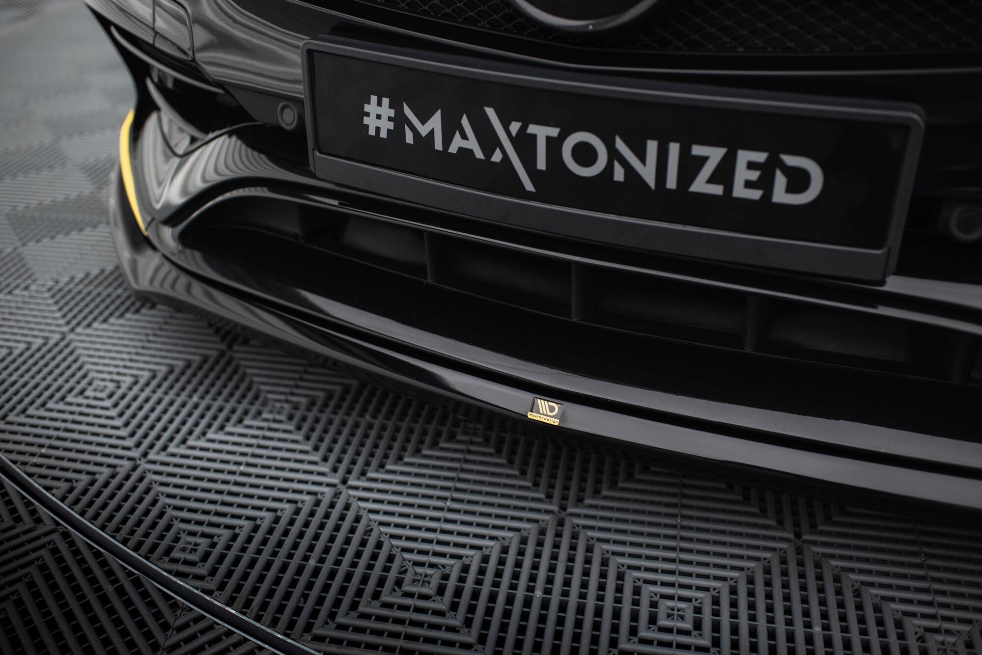 Maxton Design Splitter delantero V.3 para Mercedes-AMG CLA 45 Aero C117 Facelift - imagen 3