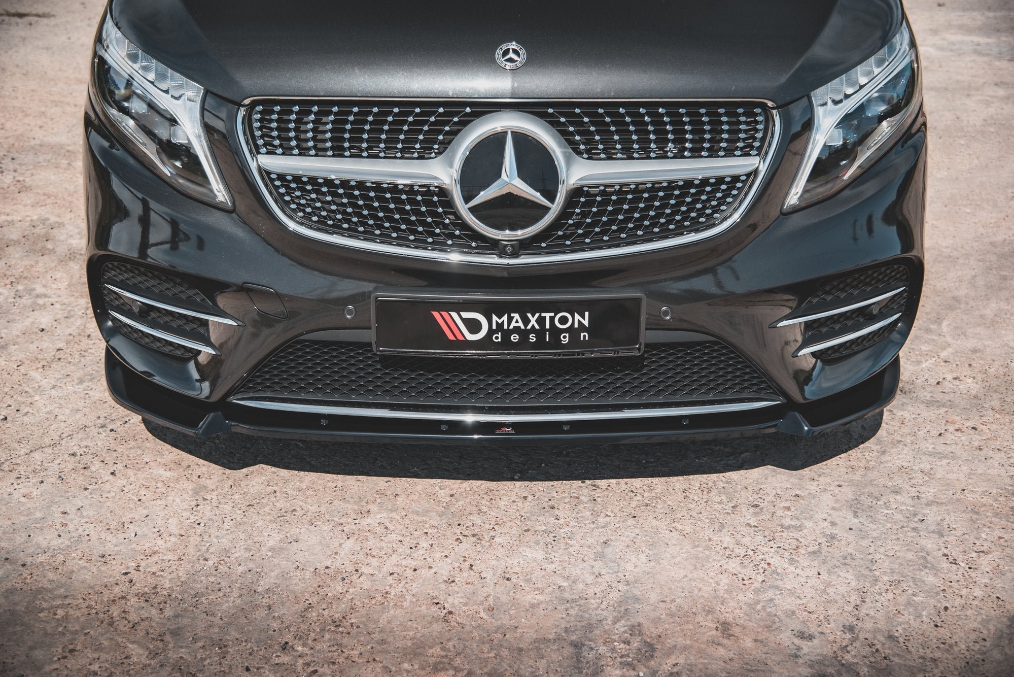 Maxton Design Splitter delantero V.3 para Mercedes-Benz V-Class AMG-Line W447 - imagen 1
