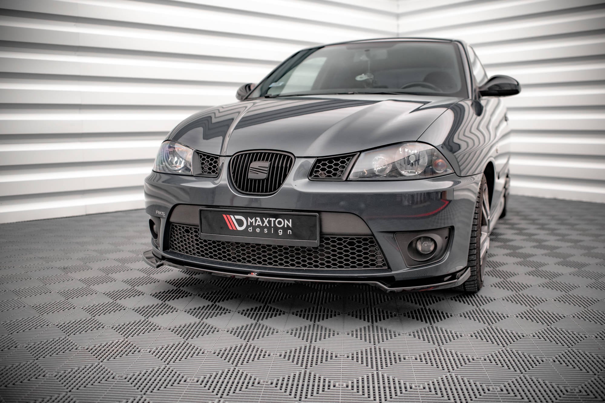Maxton Design Splitter delantero V.3 para Seat Ibiza Cupra Mk3 - imagen 1