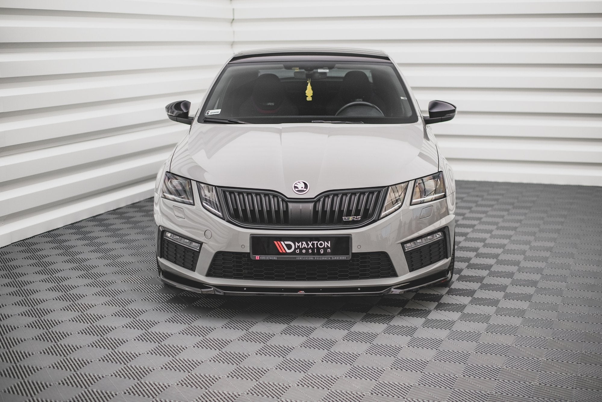 Maxton Design Splitter delantero V.3 para Skoda Octavia RS Mk3 Facelift - imagen 2
