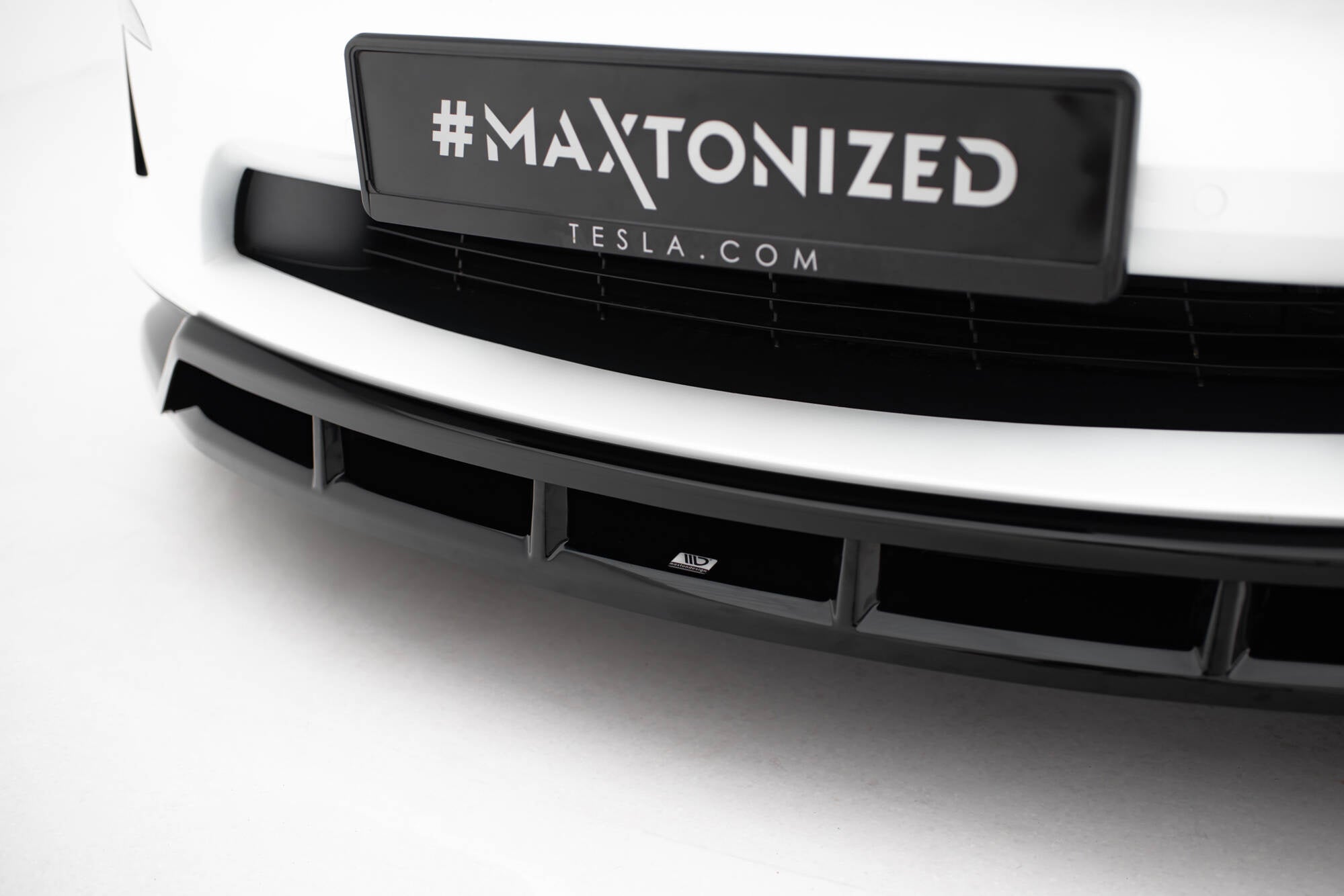 Maxton Design Splitter delantero V.3 para Tesla Model X Mk1 Facelift - imagen 3