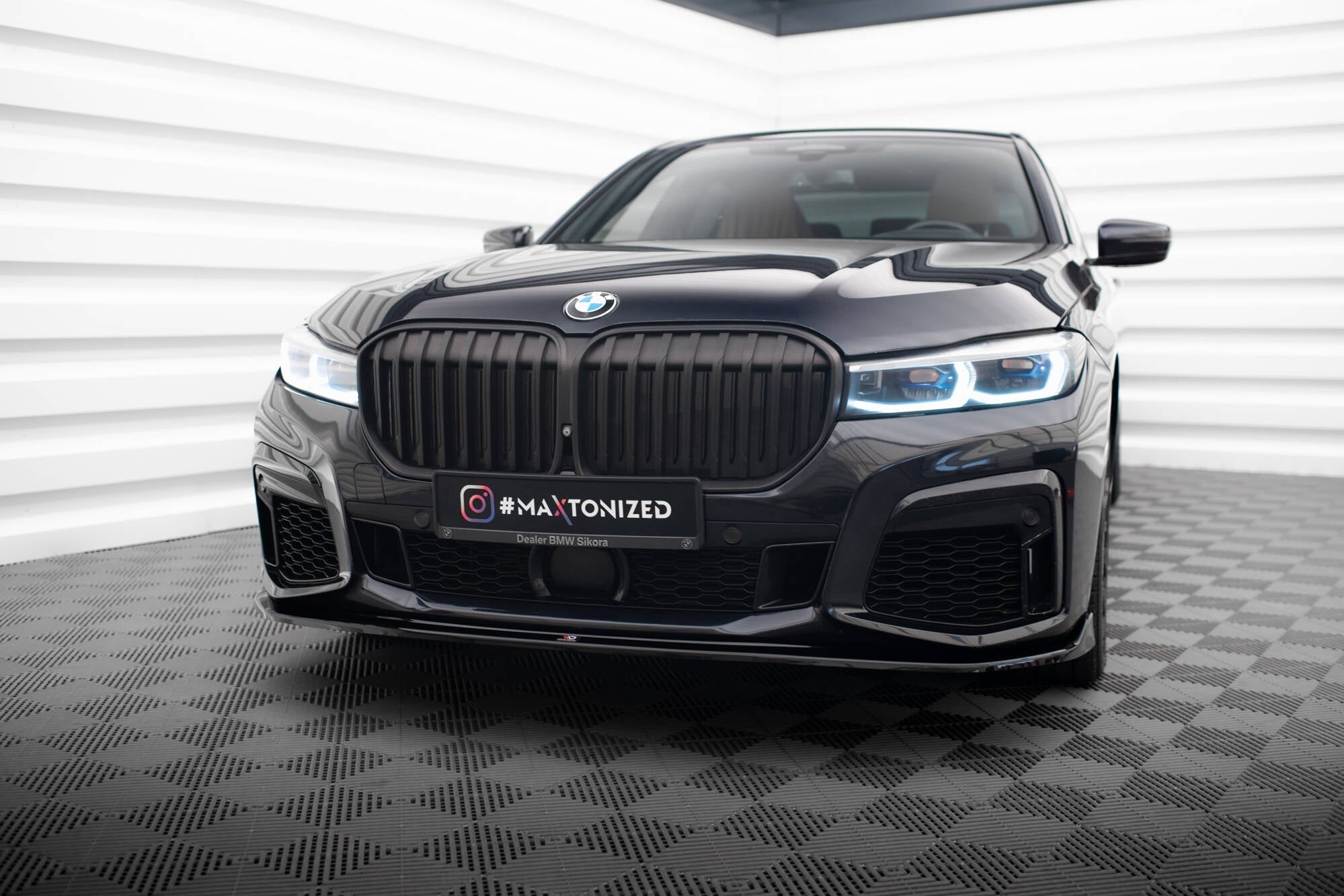 Maxton Design Splitter delantero V.4 para BMW 7 M-Pack G11 / G12 Facelift - imagen 1