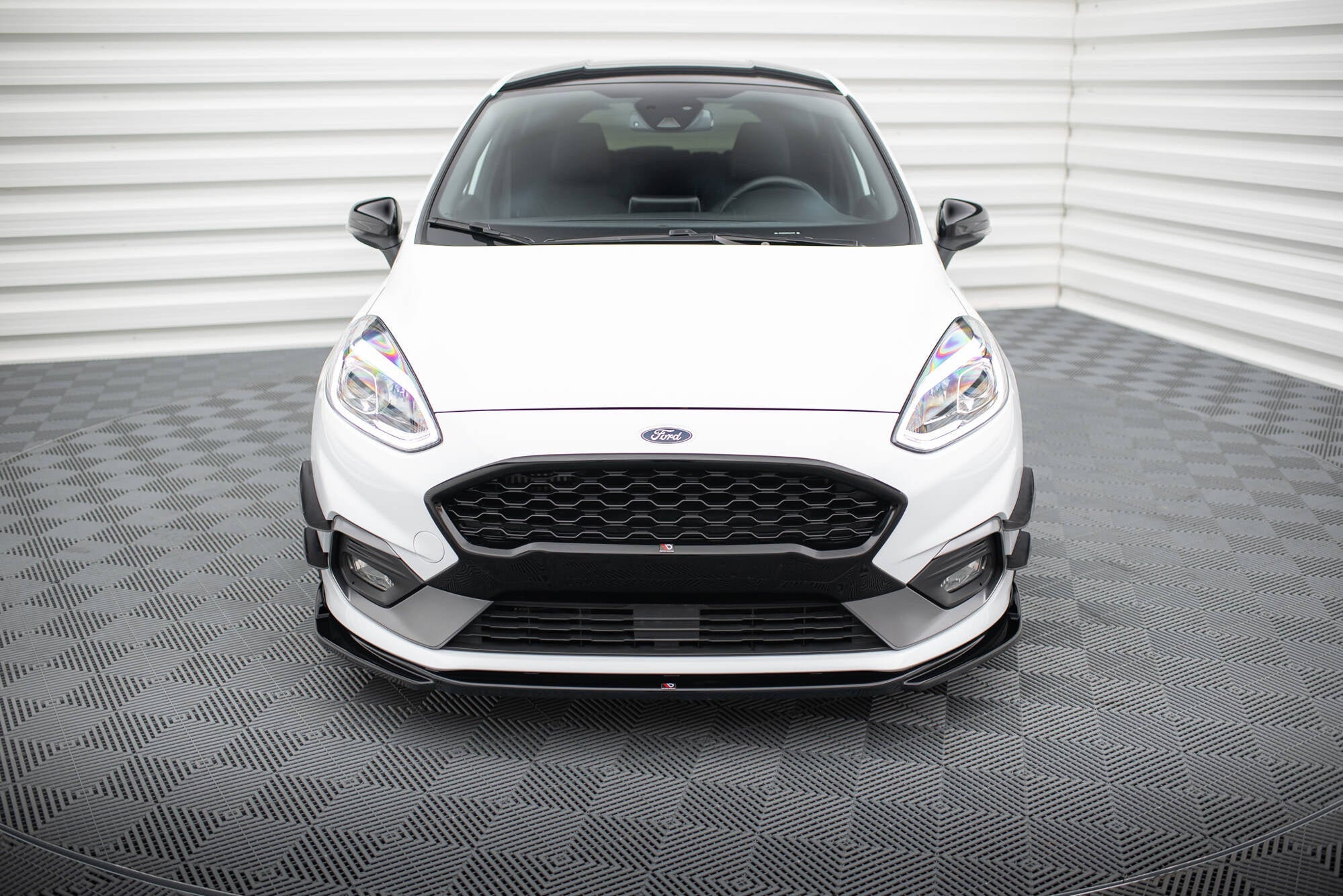 Maxton Design Splitter delantero V.4 para Ford Fiesta Mk8 ST / ST-Line - imagen 2