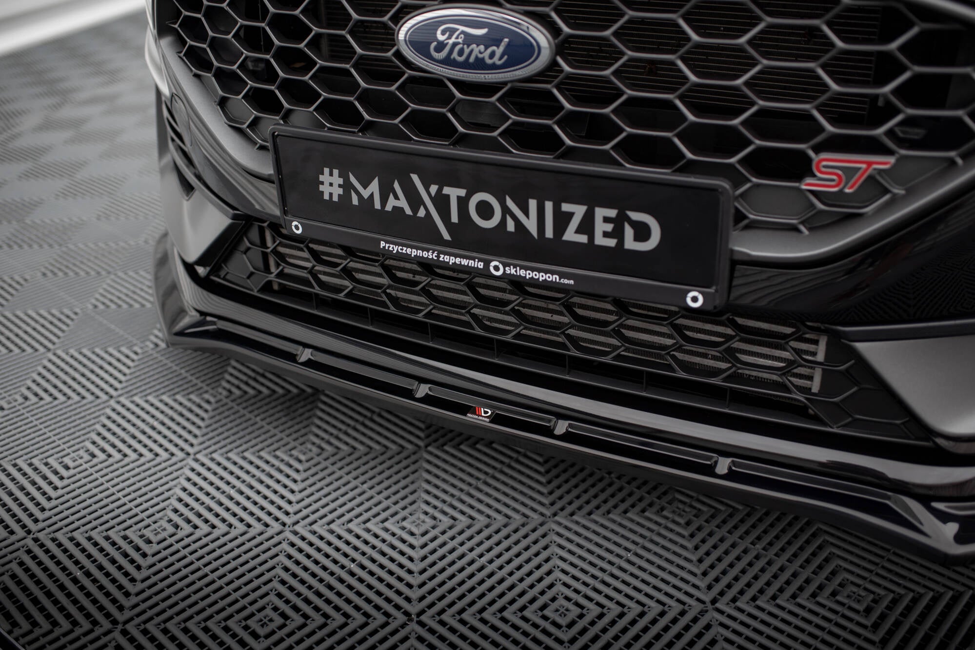 Maxton Design Splitter delantero V.4 para Ford Fiesta ST / ST-line Mk8 Facelift - imagen 3