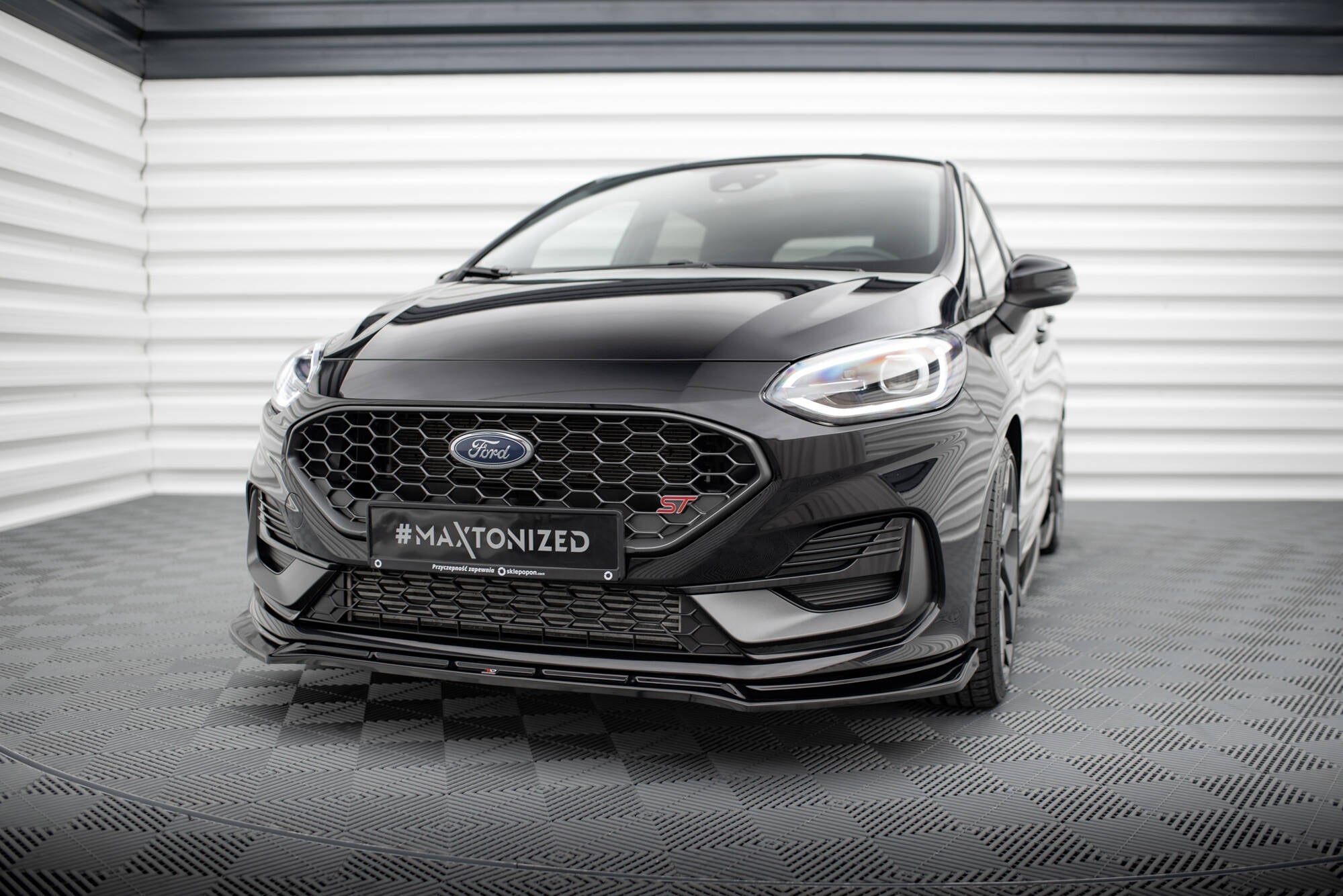 Maxton Design Splitter delantero V.4 para Ford Fiesta ST / ST-line Mk8 Facelift - imagen 1