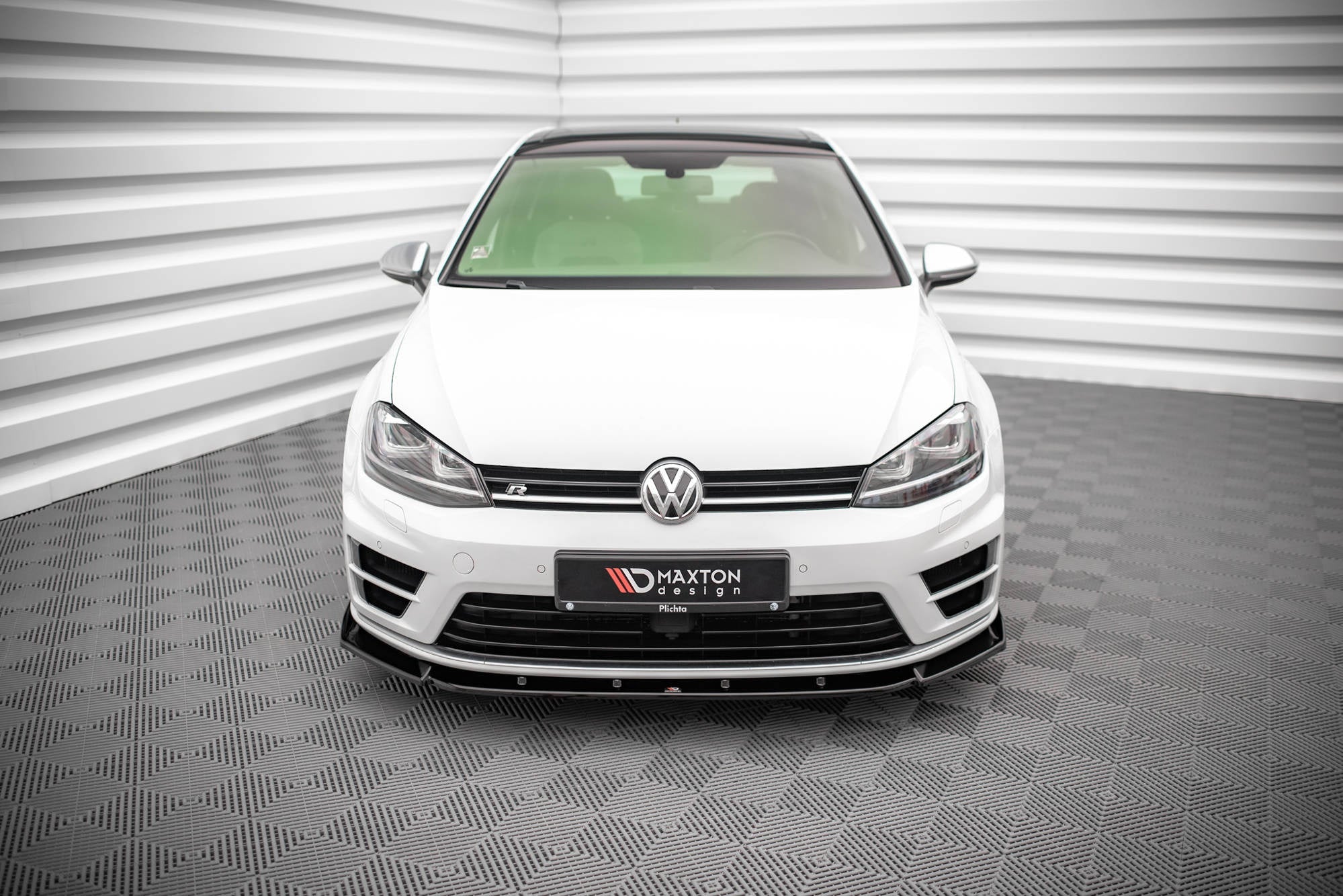 Maxton Design Splitter delantero V.4 para Volkswagen Golf R / R-Line Mk7 - imagen 2