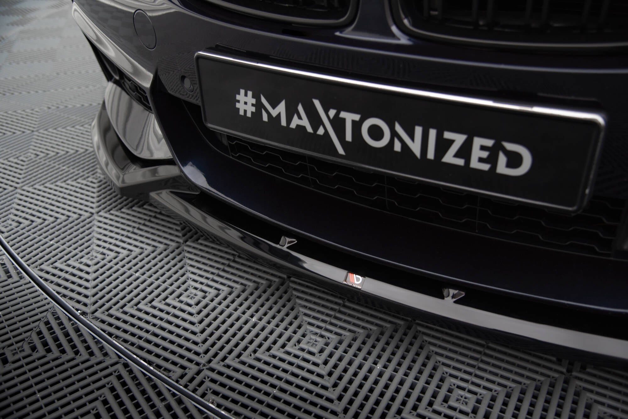 Maxton Design Splitter delantero V.5 para BMW 4 Coupe / Gran Coupe / Cabrio M-Pack F32 / F36 / F33 - imagen 3