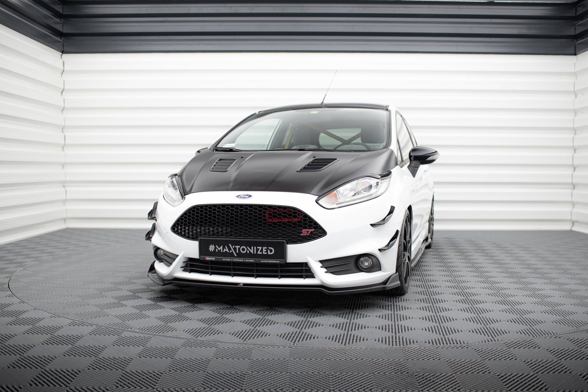 Maxton Design Splitter delantero V.5 para Ford Fiesta ST Mk7 Facelift - imagen 1