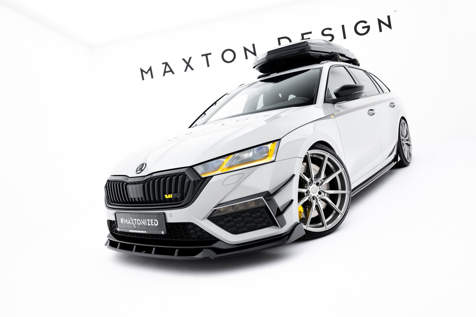 Maxton Design Splitter delantero V.5 para Skoda Octavia RS Mk4 - imagen 1