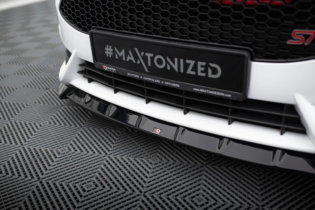 Maxton Design Splitter delantero V.6 + Flaps para Ford Fiesta ST Mk7 Facelift - imagen 3