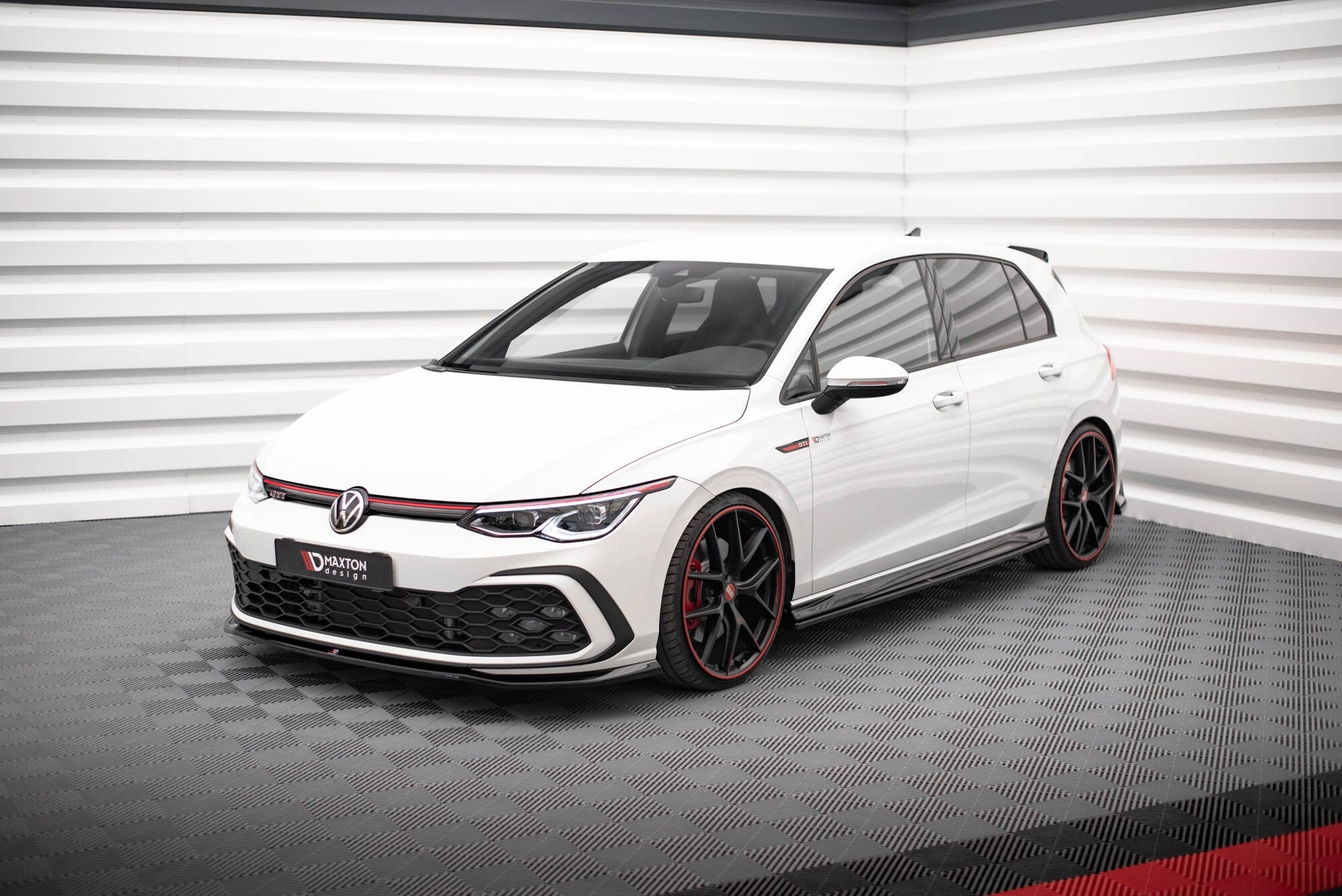 Maxton Design Splitter delantero V.7 para Volkswagen Golf GTI / GTE / GTD / R-Line Mk8 - imagen 3