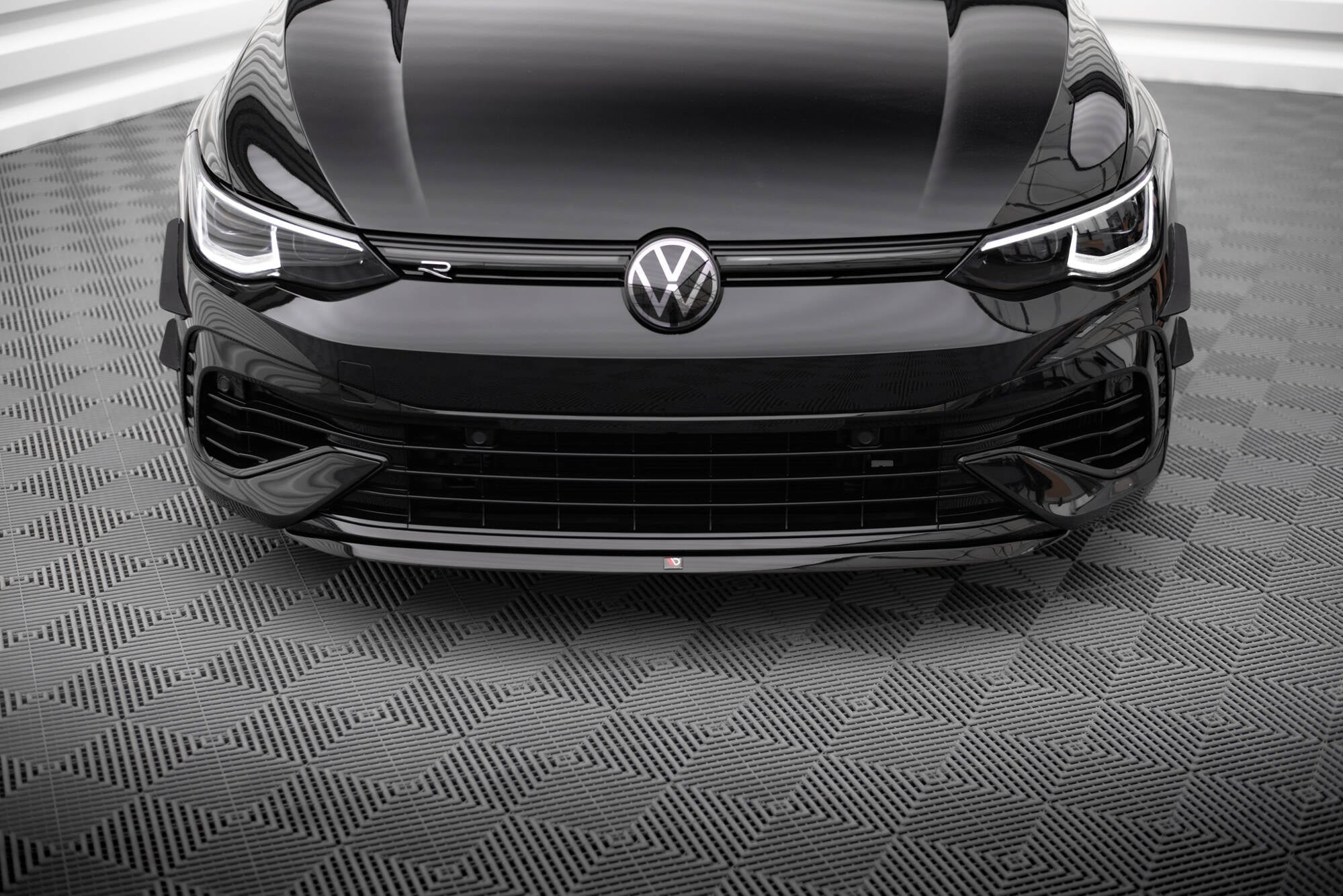 Maxton Design Splitter delantero V.7 para Volkswagen Golf R Hatchback / Variant Mk8 - imagen 2