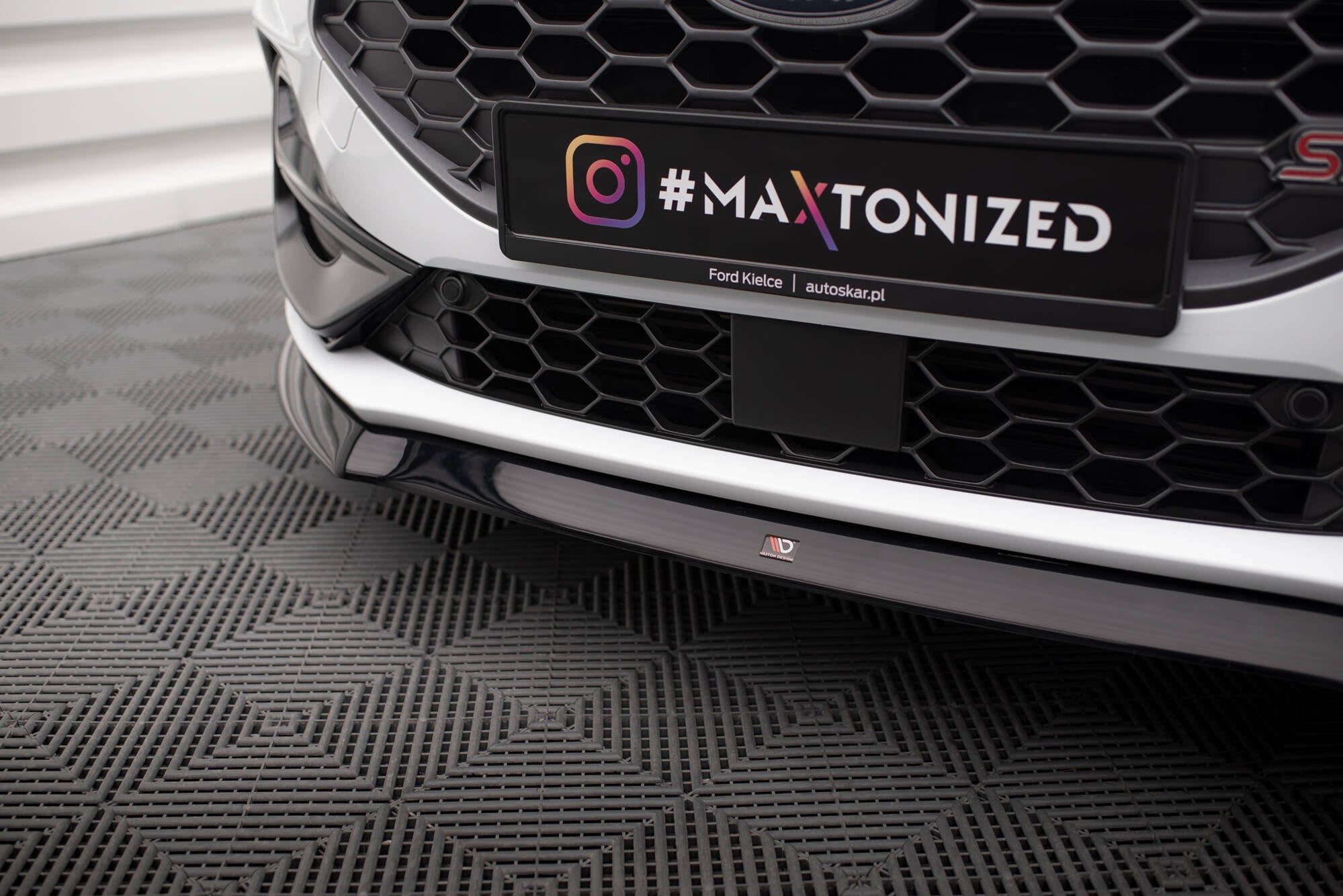 Maxton Design Splitter delantero V.8 para Ford Focus ST / ST-Line Mk4 Facelift - imagen 3