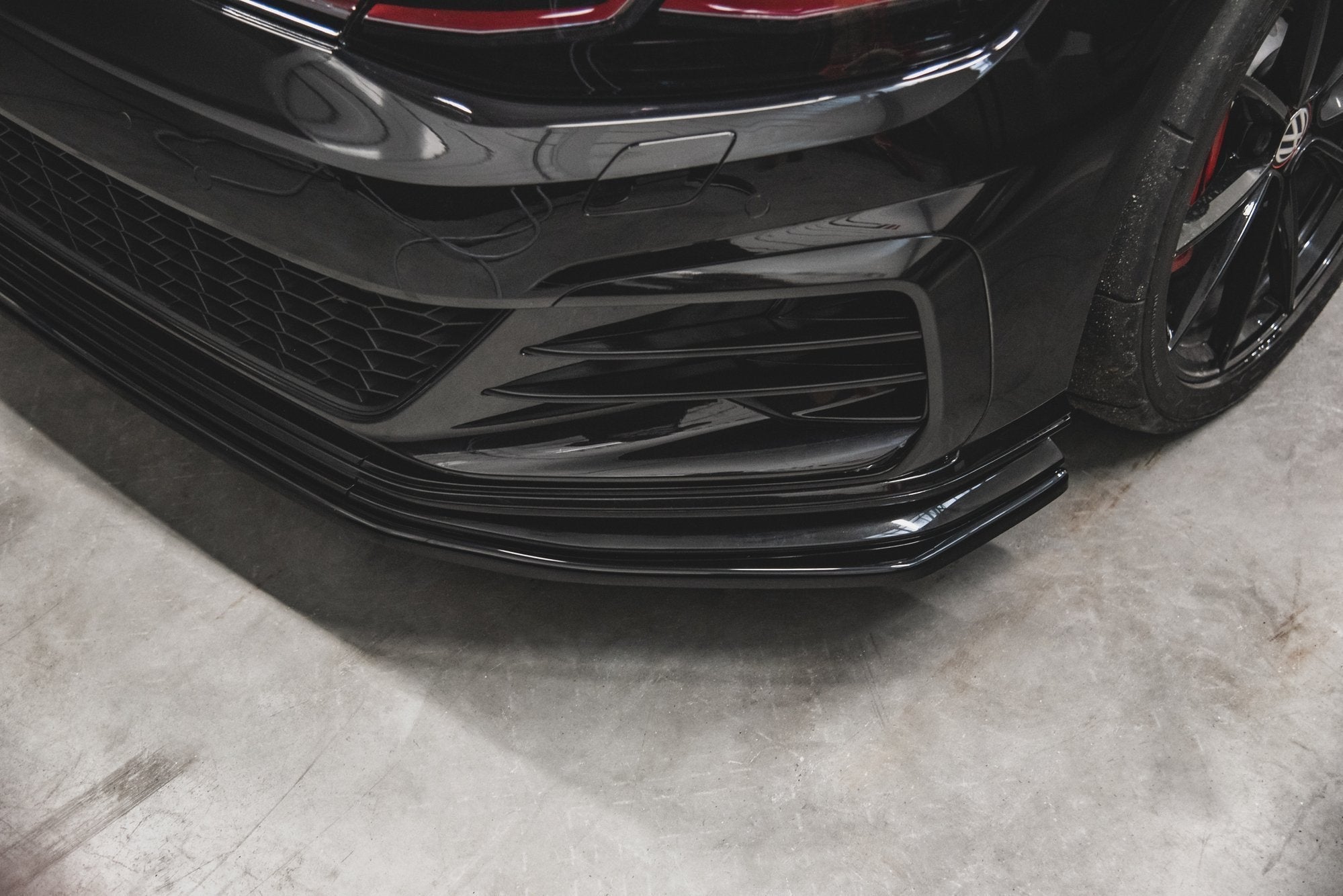 Maxton Design Splitter delantero para Volkswagen Golf Mk7 GTI TCR - imagen 3