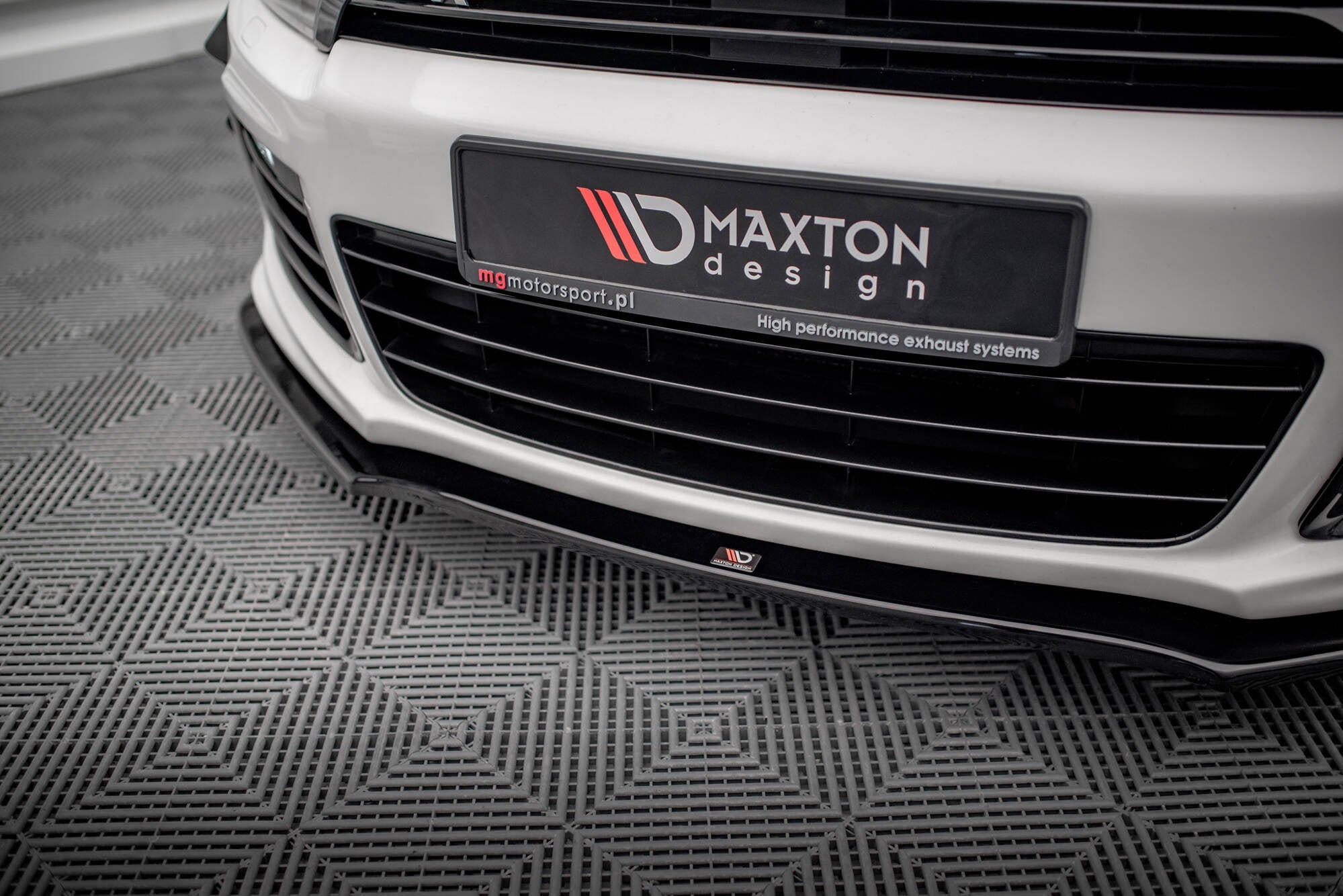 Maxton Design Splitter delantero para Volkswagen Scirocco R ver2 - imagen 3
