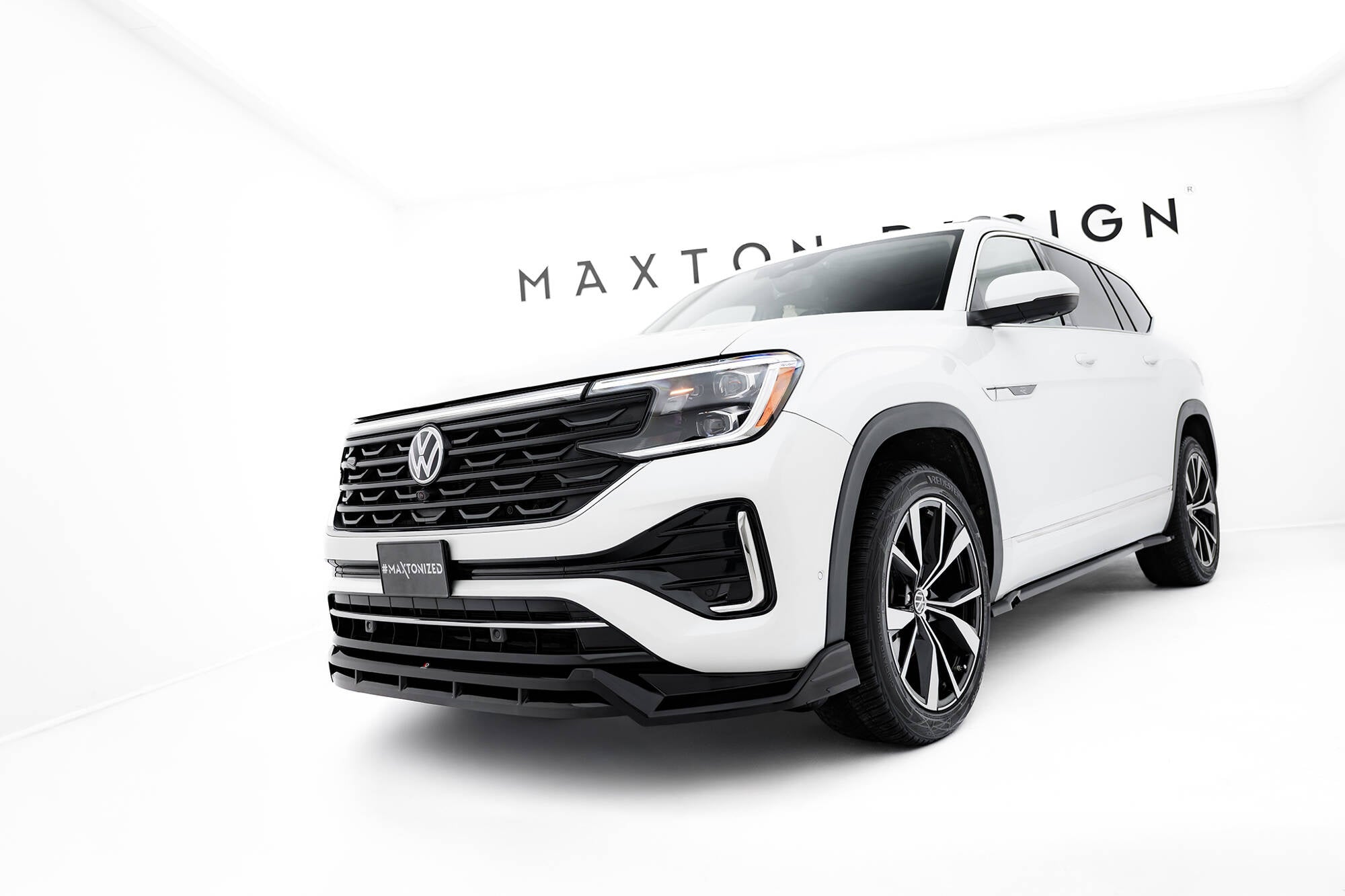 Maxton Design Splitter delantero para Volkswagen Atlas R-Line Mk1 Facelift 2 - imagen 1