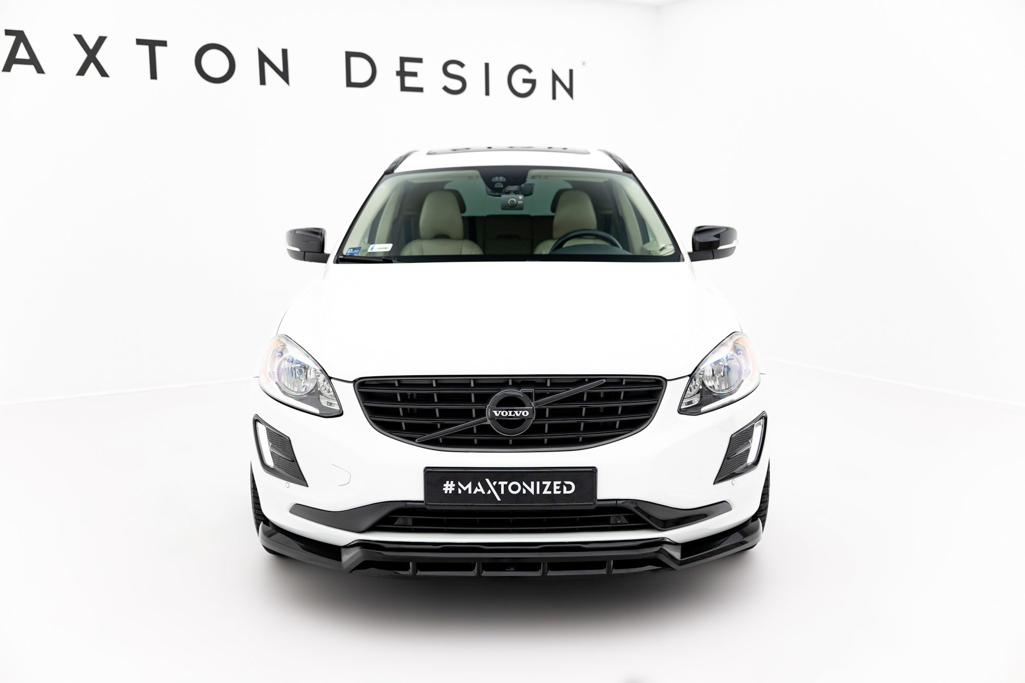 Maxton Design Splitter delantero para Volvo XC60 Mk1 Facelift - imagen 2
