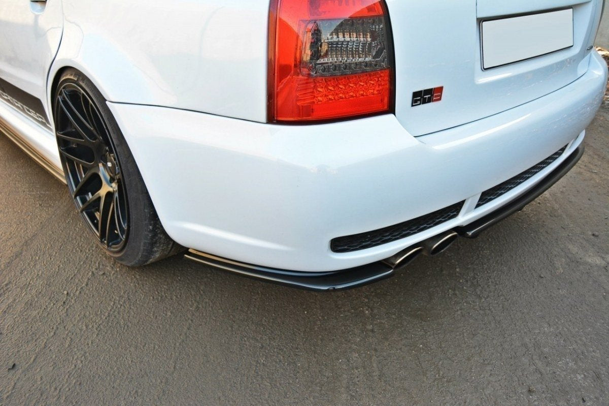 Maxton Design Splitter trasero para Audi RS4 Avant B5 (with a vertical bar) - imagen 2