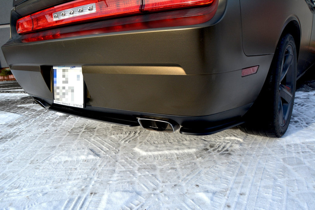 Maxton Design Splitter trasero para Dodge Challenger Mk3. PHASE-I SRT8 Coupe (without vertical bars) - imagen 3
