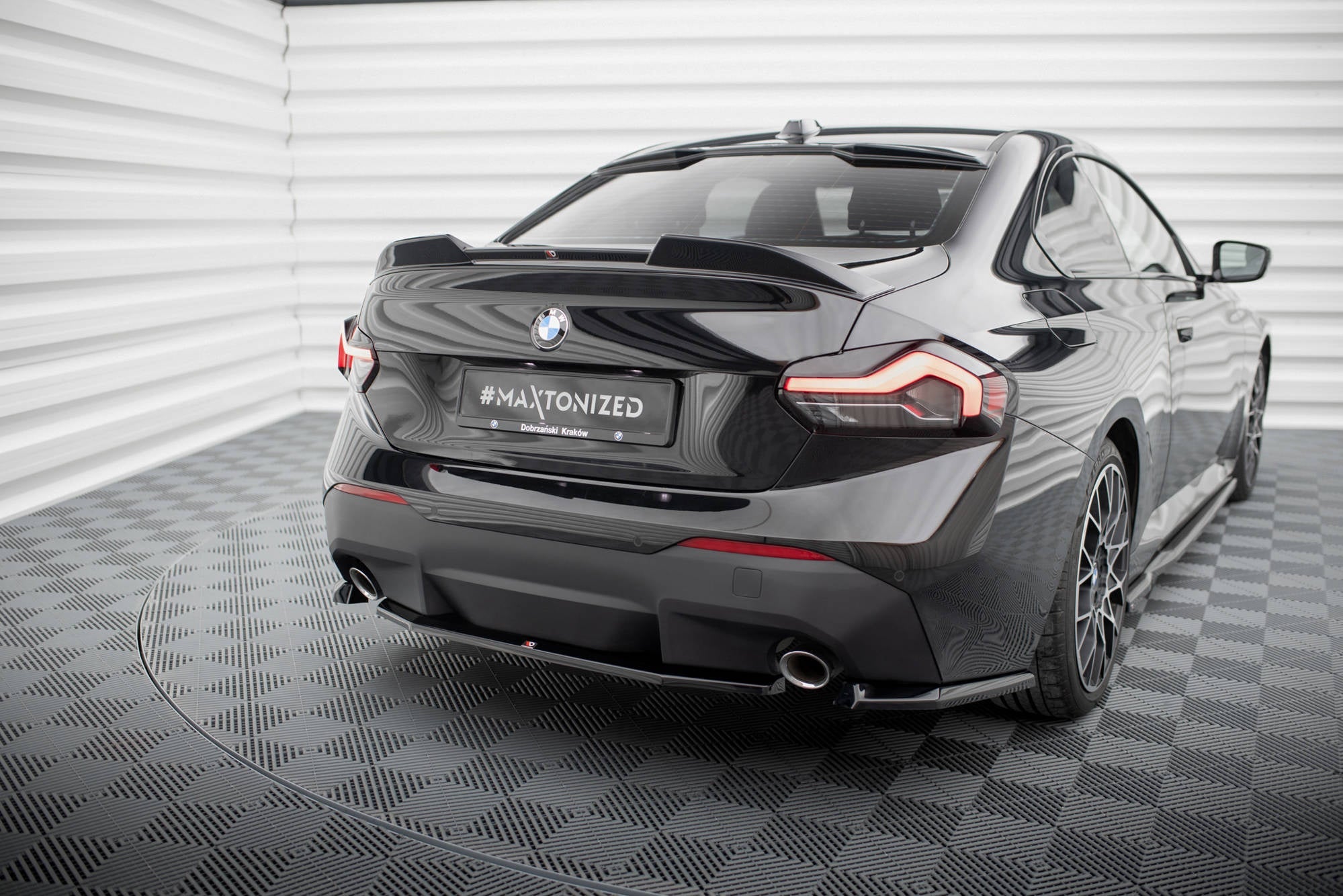 Maxton Design Splitter trasero para BMW 2 Coupe G42 - imagen 3