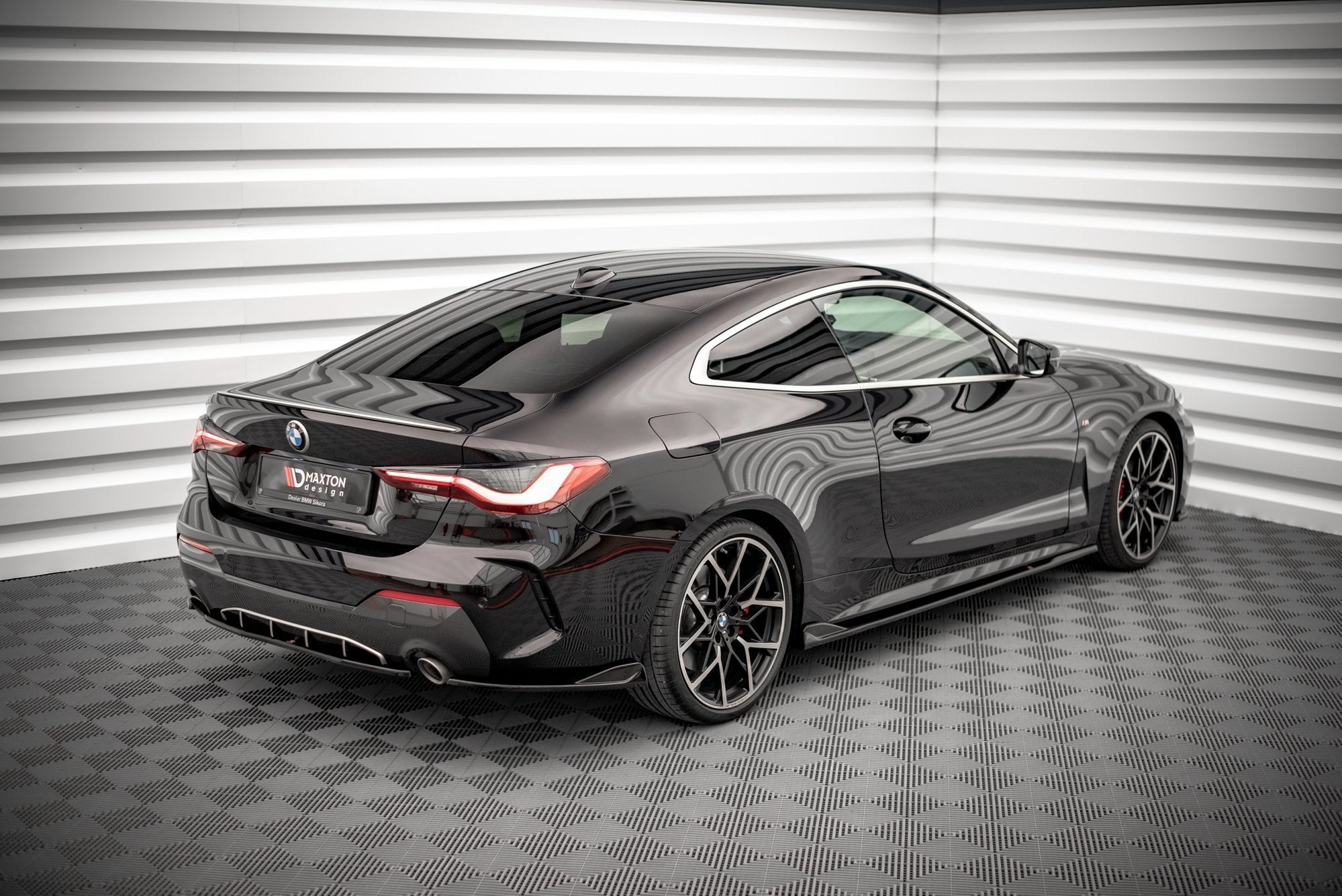Maxton Design Splitter trasero para BMW 4 M-Pack G22 / G23 / G22 Facelift / G23 Facelift - imagen 2
