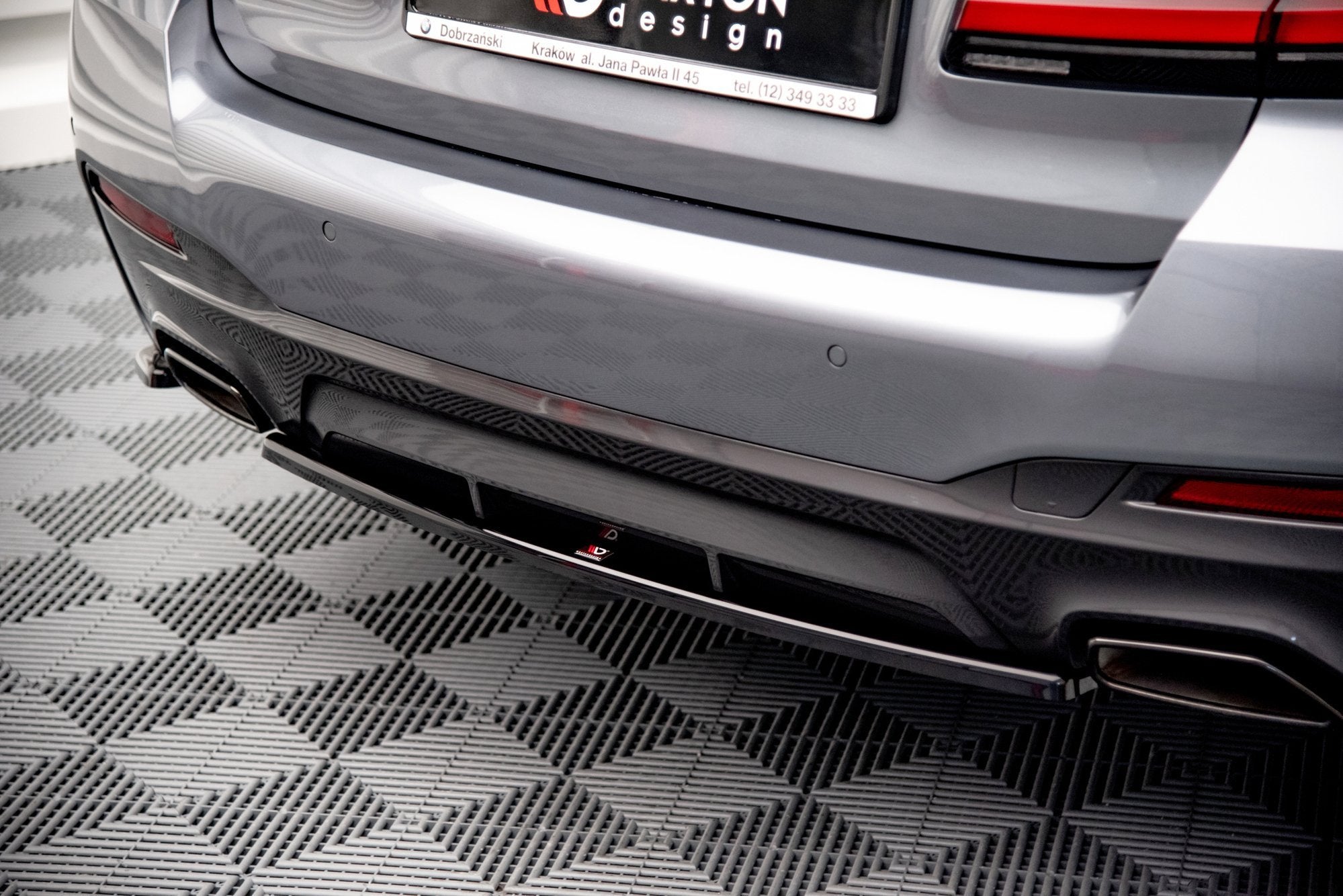 Maxton Design Splitter trasero para BMW 5 M-Pack Sedan / Touring G30 / G31 Facelift - imagen 2