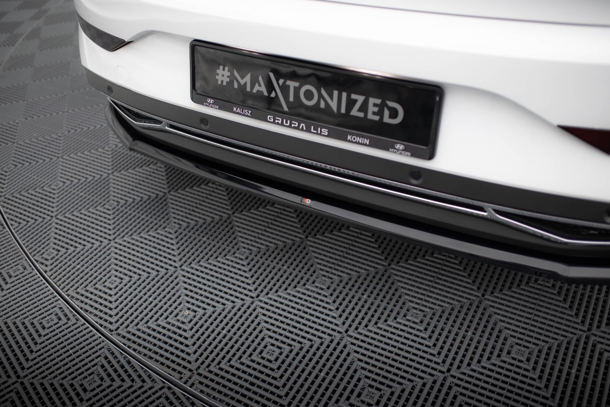 Maxton Design Splitter trasero para Hyundai I30 Mk3 Facelift - imagen 4