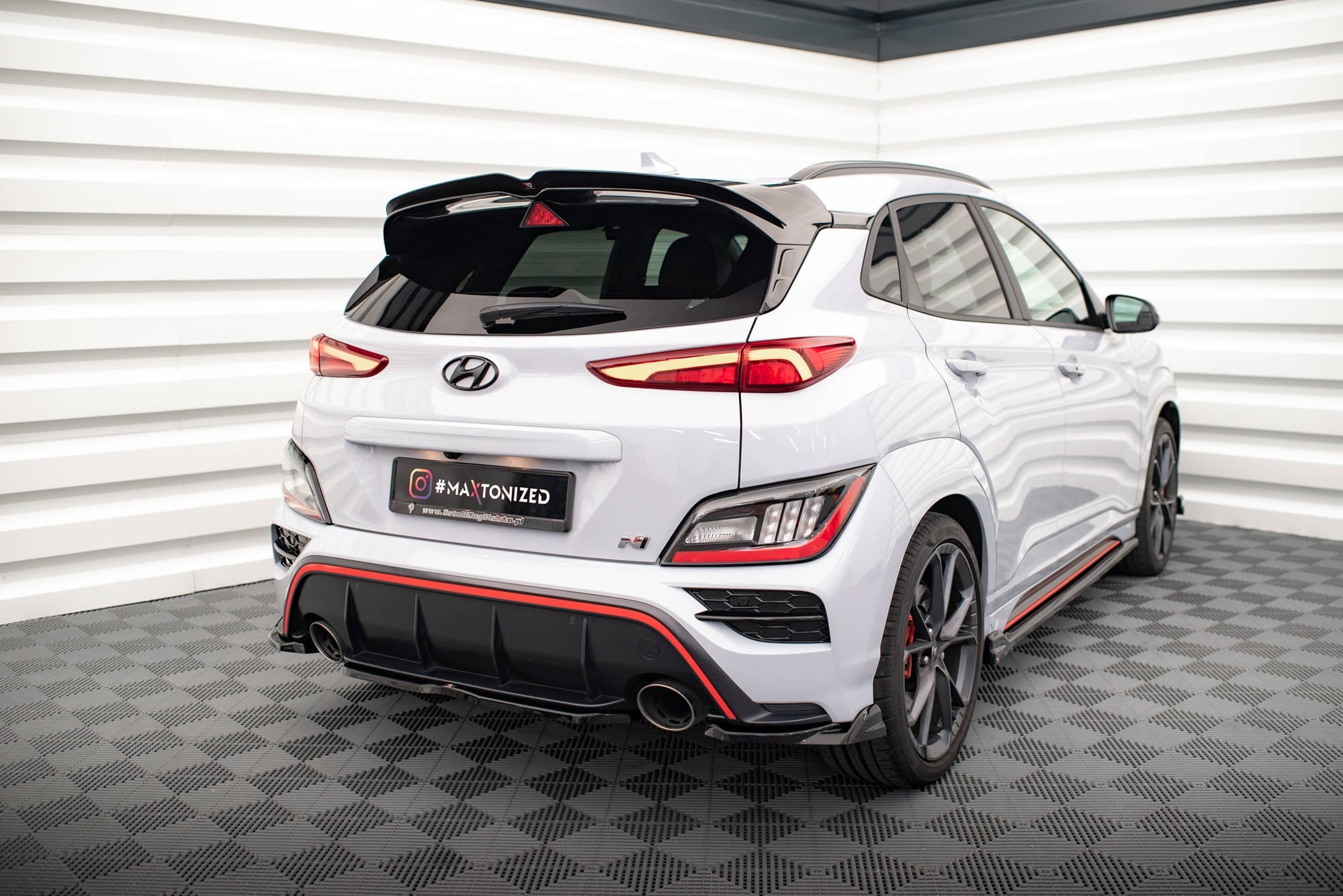Maxton Design Splitter trasero para Hyundai Kona N Mk1 - imagen 2