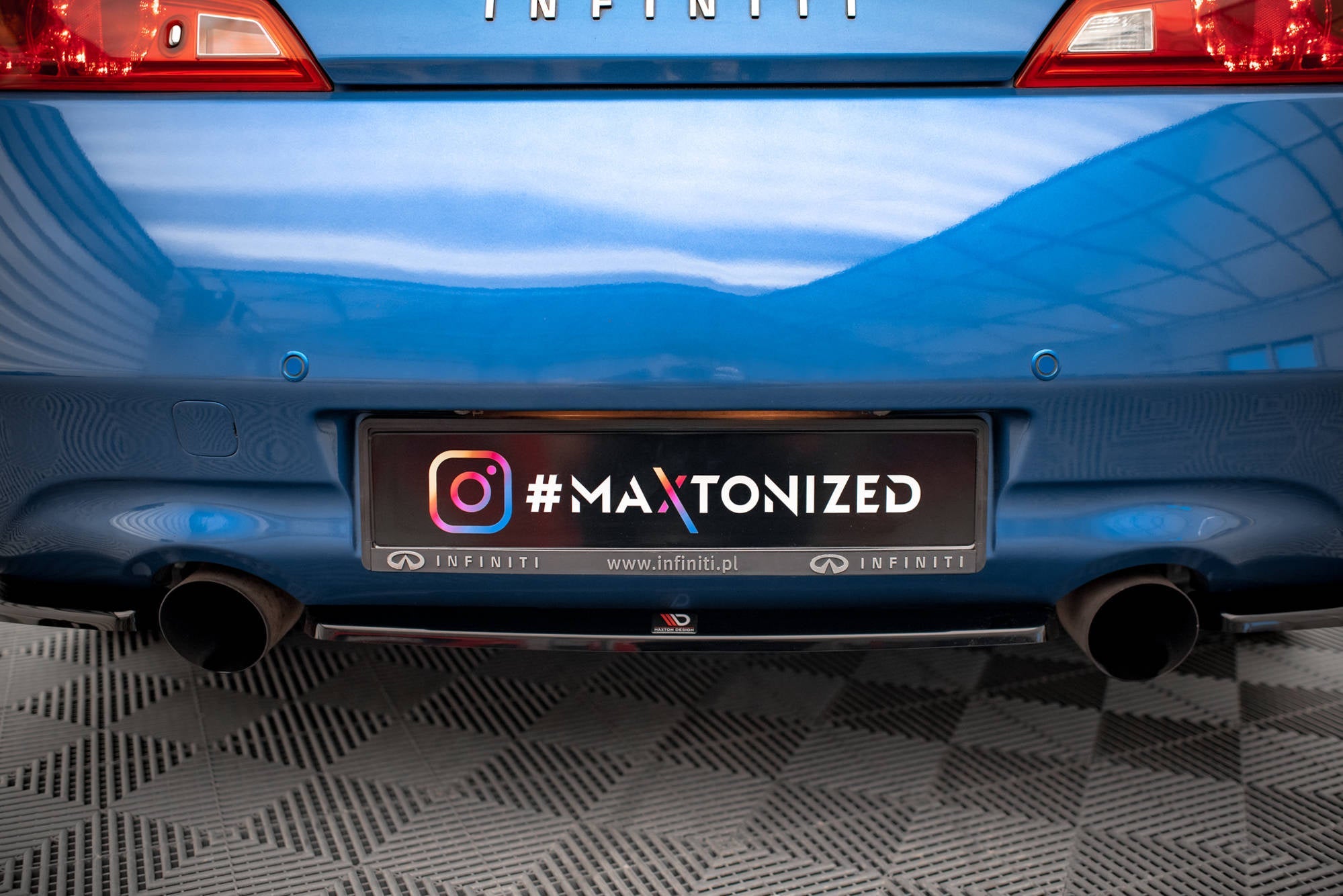 Maxton Design Splitter trasero para Infiniti G37 Coupe - imagen 2