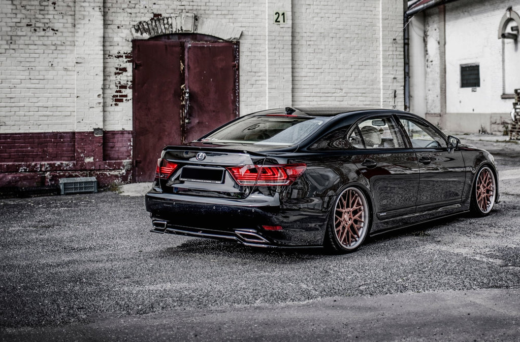 Maxton Design Splitter trasero para Lexus LS Mk4 Facelift - imagen 1