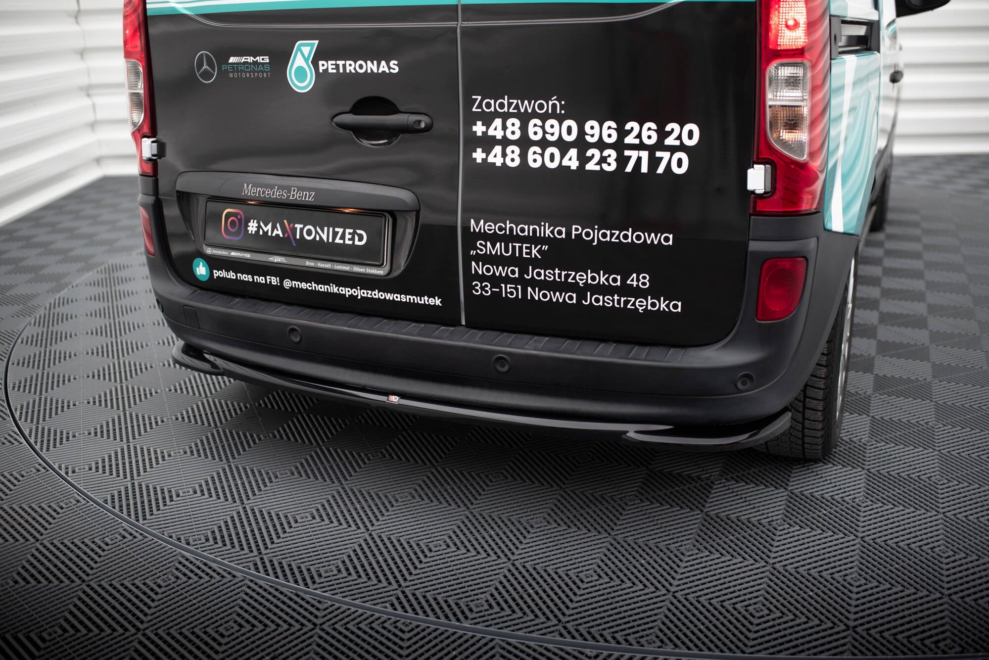 Maxton Design Splitter trasero para Mercedes-Benz Citan W415 - imagen 1