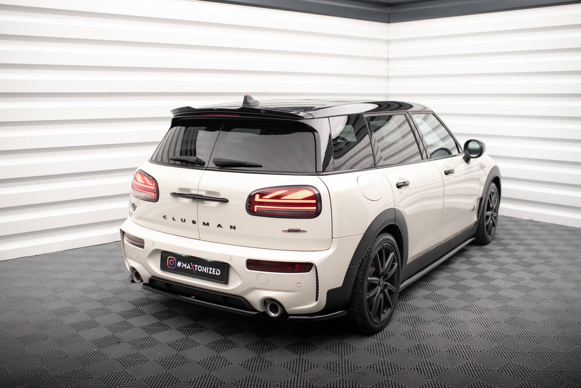 Maxton Design Splitter trasero para Mini Cooper Clubman John Cooper Works F54 Facelift - imagen 3