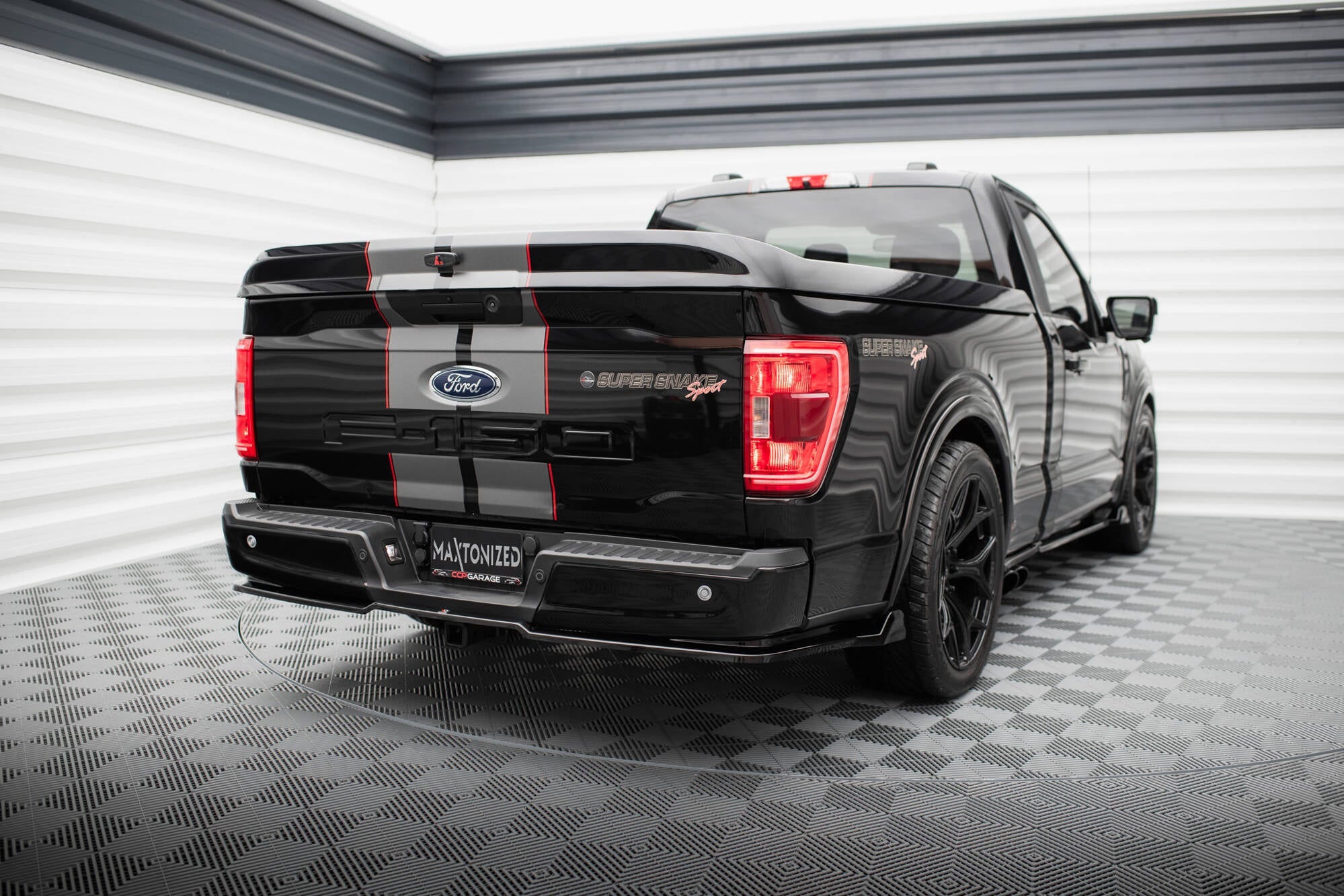 Maxton Design Splitter trasero para Shelby F150 Super Snake - imagen 1