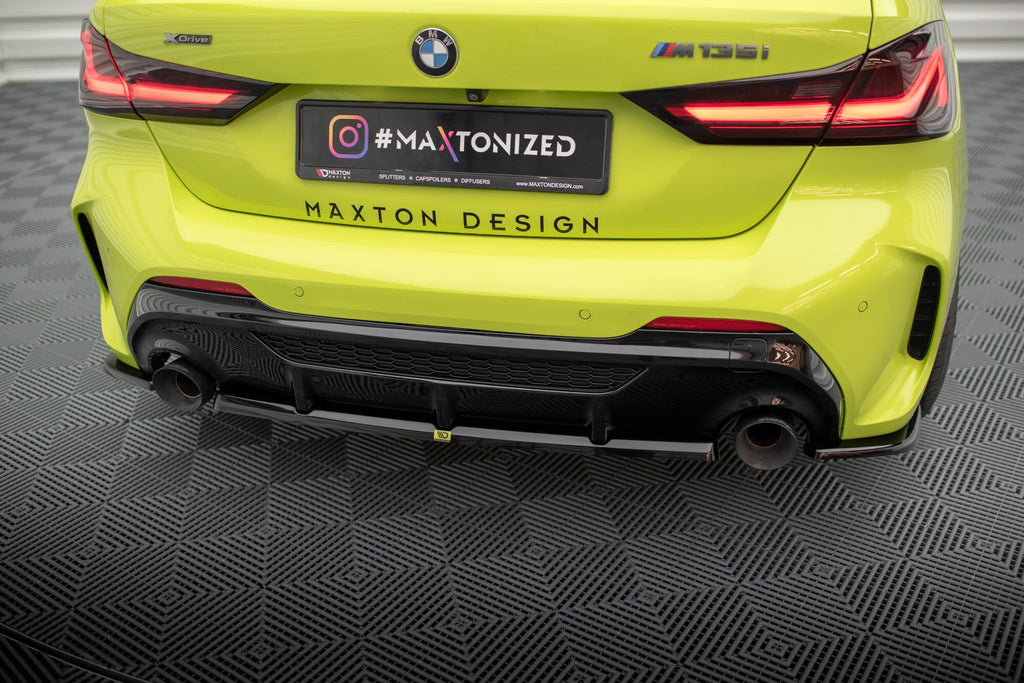 Maxton Design Splitter trasero V.2 para BMW M135i F40 - imagen 1