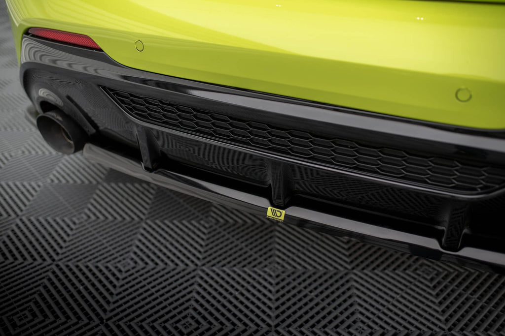 Maxton Design Splitter trasero V.2 para BMW M135i F40 - imagen 3