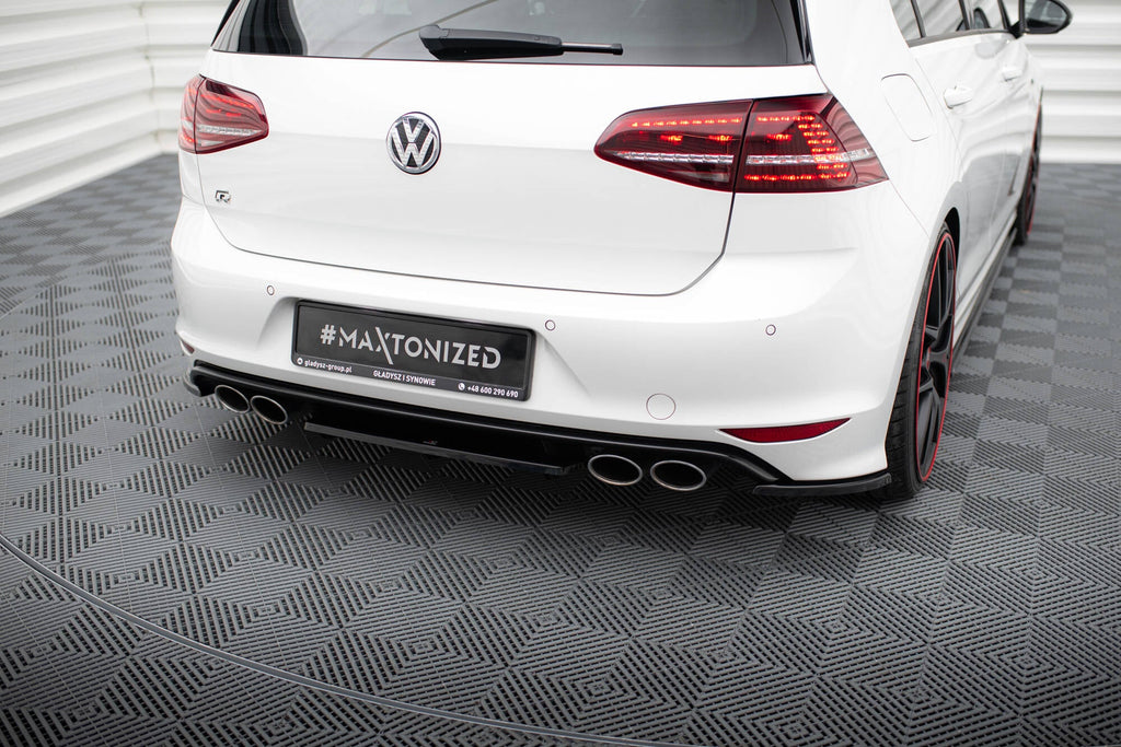 Maxton Design Splitter trasero para Volkswagen Golf Mk7 R (with vertical bars) - imagen 1