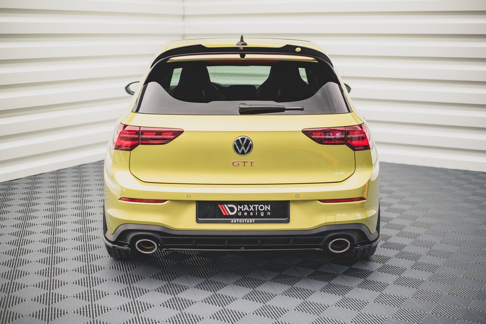 Maxton Design Splitter trasero para Volkswagen Golf GTI Clubsport Mk8 - imagen 3