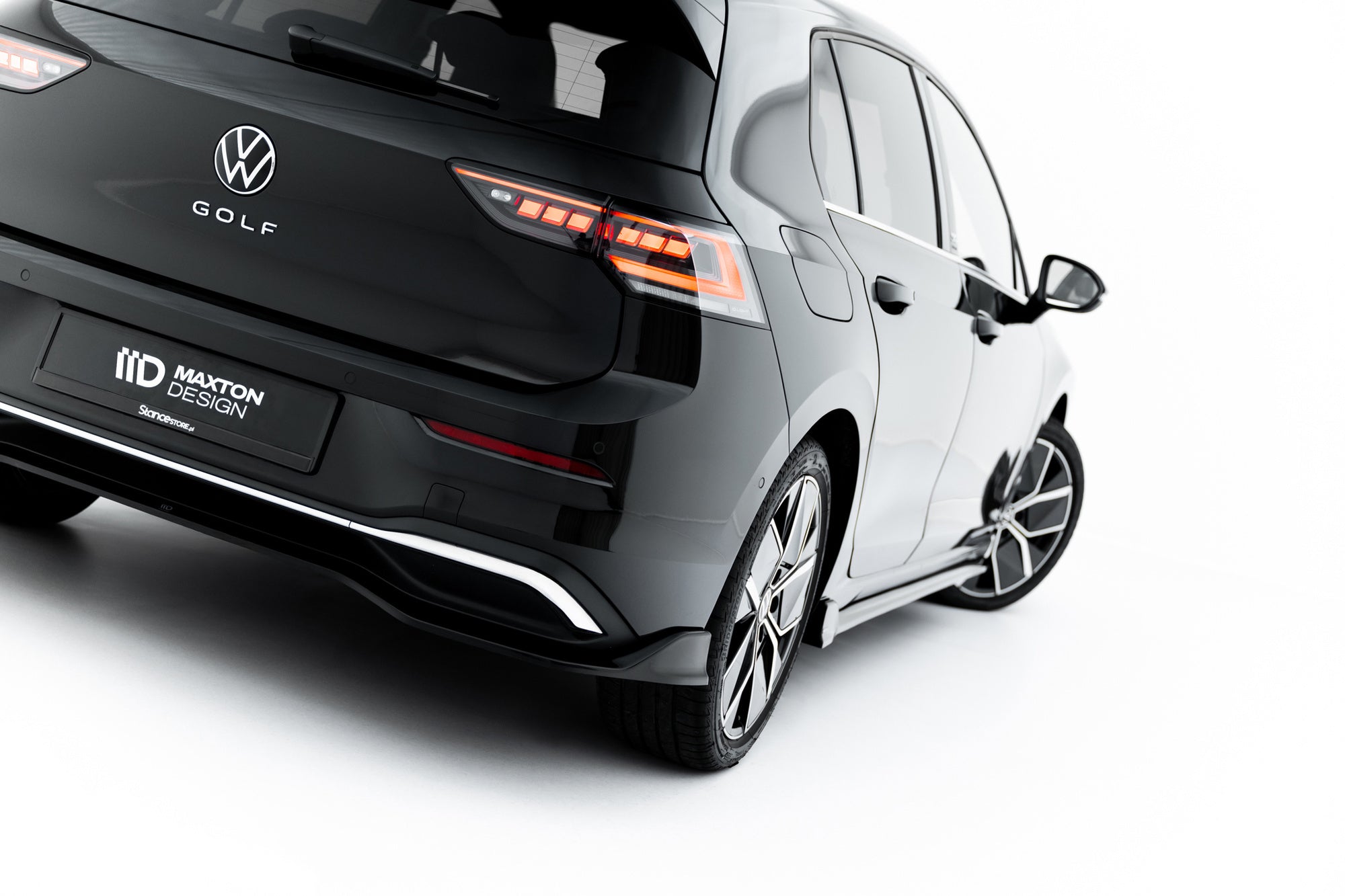 Maxton Design Splitter trasero para Volkswagen Golf Hatchback Mk8 Facelift - imagen 4
