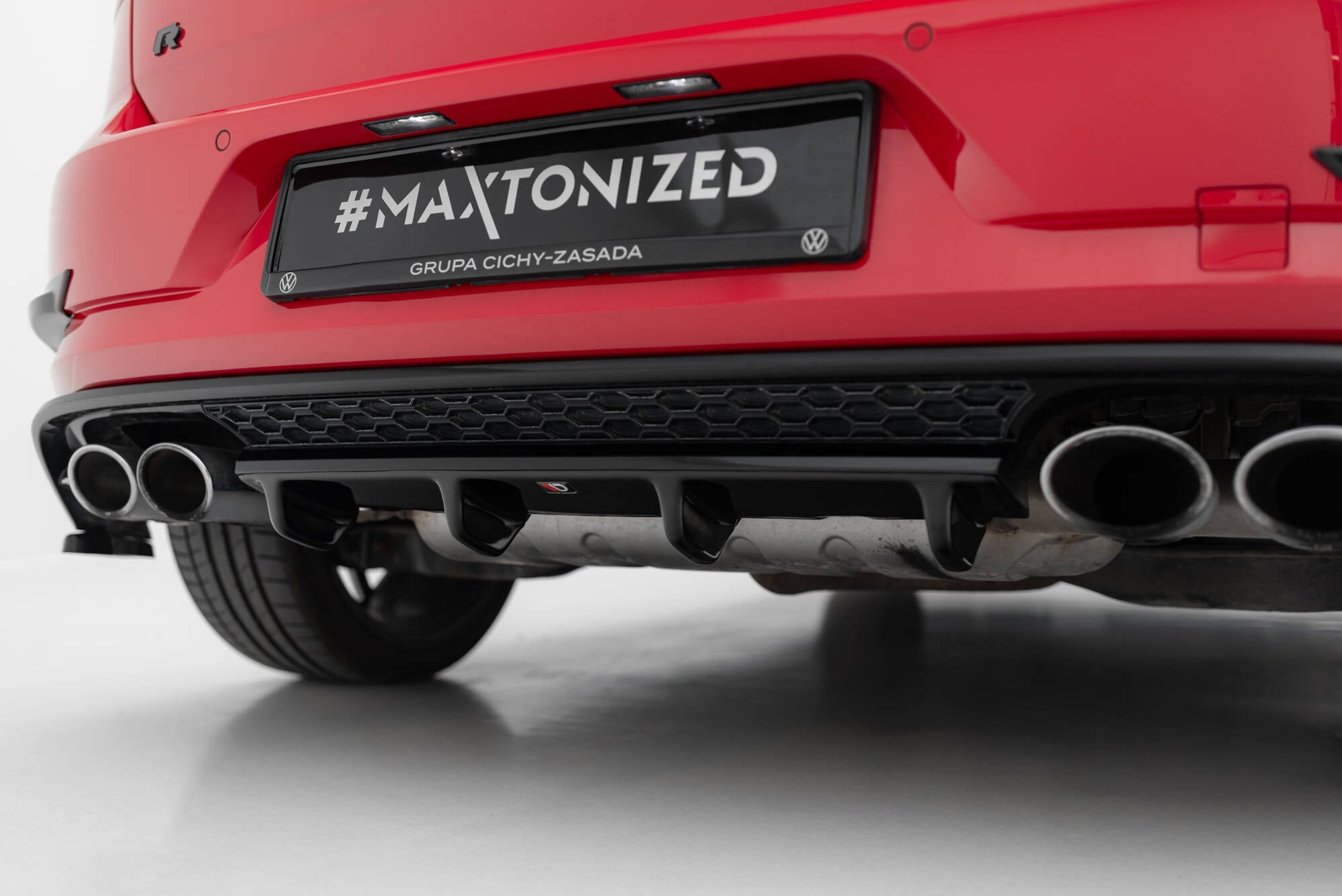 Maxton Design Splitter trasero para Volkswagen Golf R Hatchback Mk7 Facelift - imagen 4
