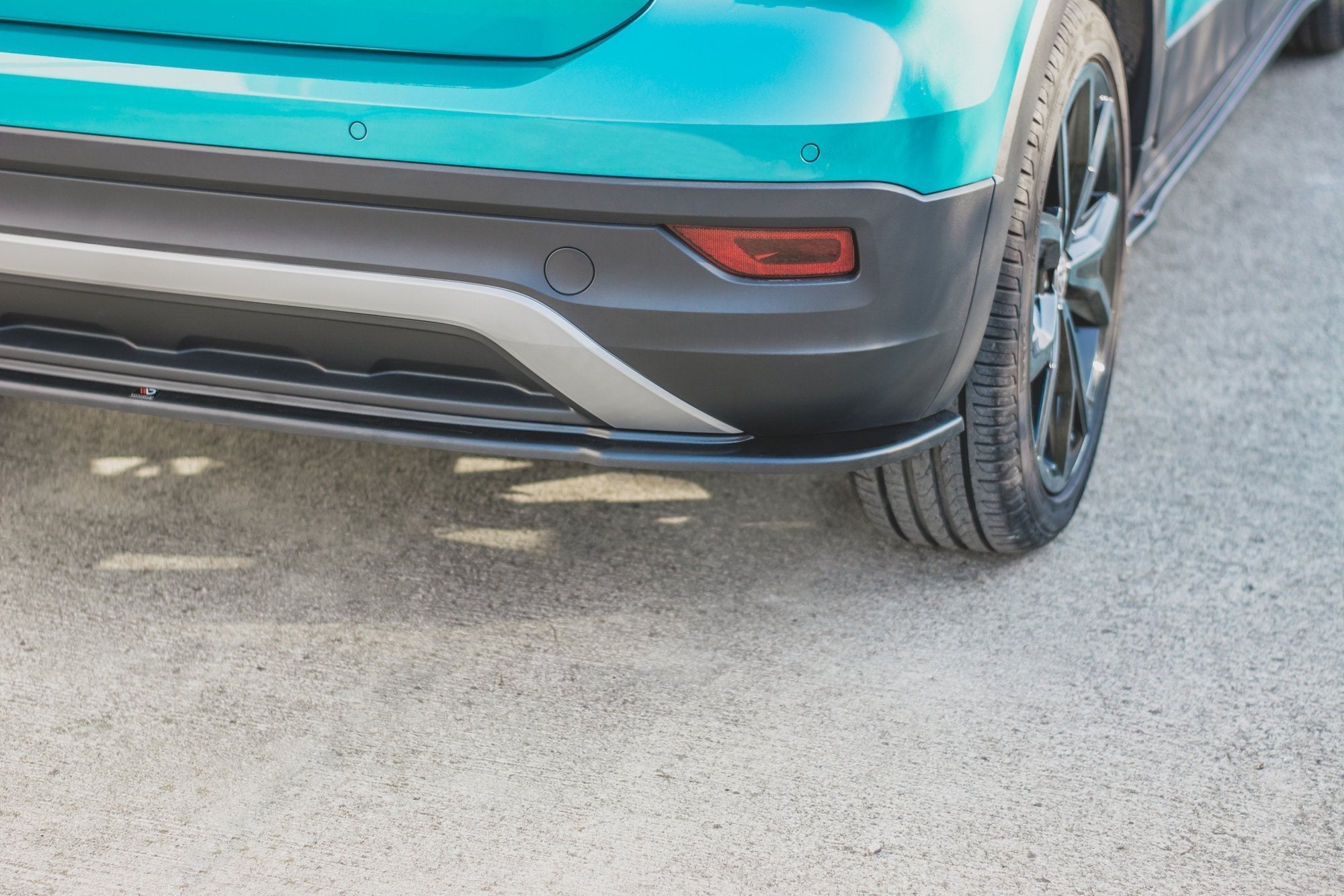 Maxton Design Splitter trasero para Volkswagen T-Cross - imagen 2