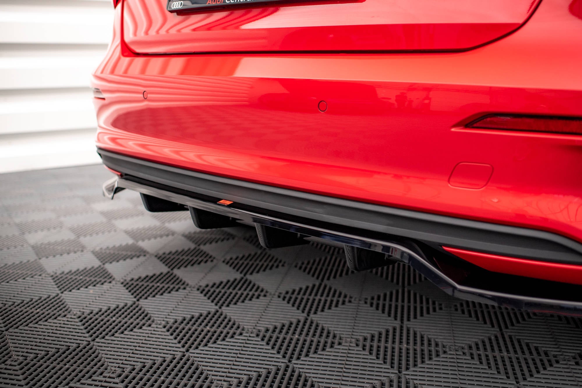 Maxton Design Splitter trasero (With Vertical Bars) para Audi A3 Sportback 8Y - imagen 3