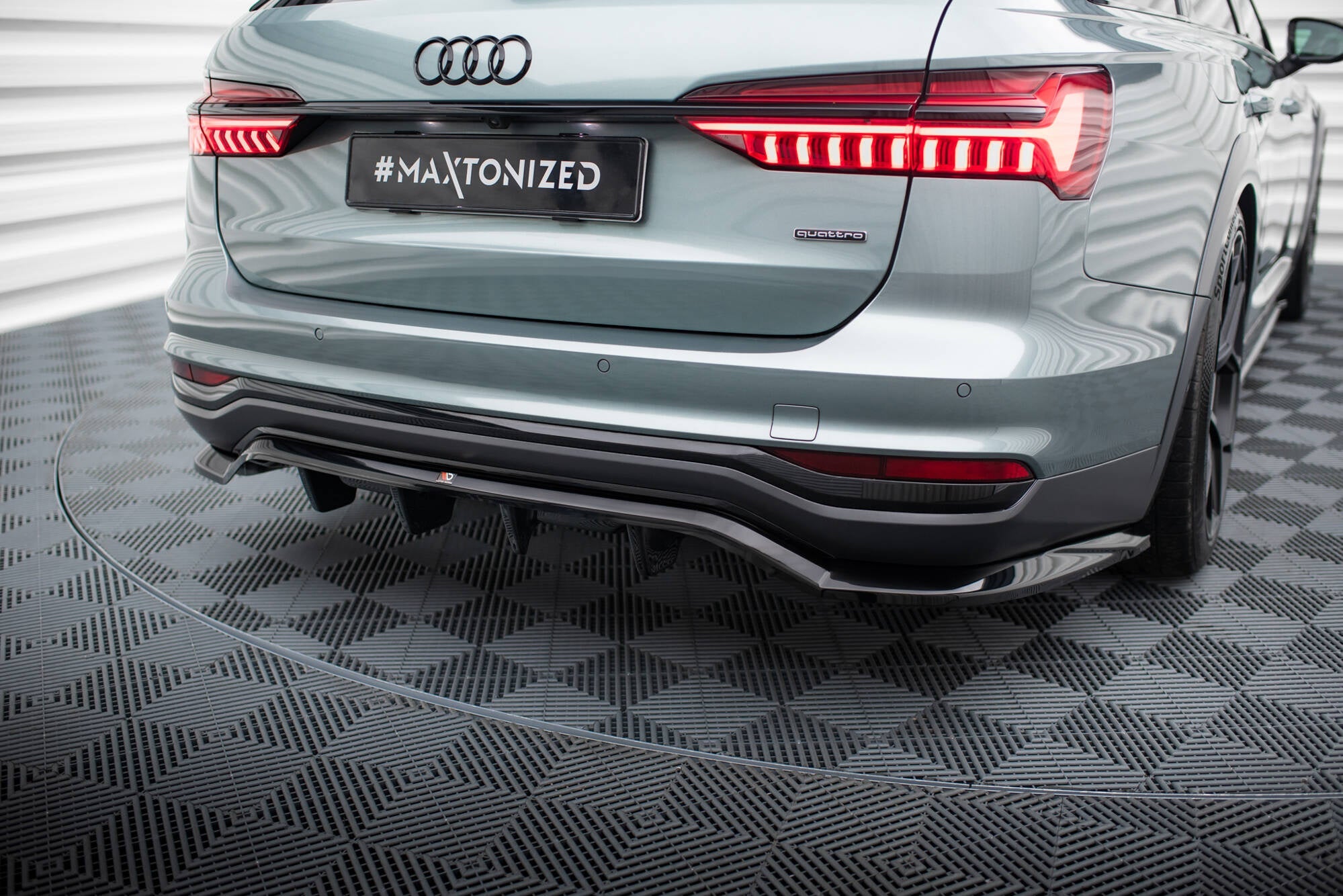Maxton Design Splitter trasero (With Vertical Bars) para Audi A6 Allroad C8 - imagen 5